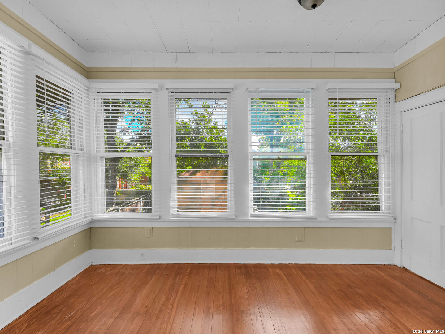 422 W Mistletoe, San Antonio, TX 78212