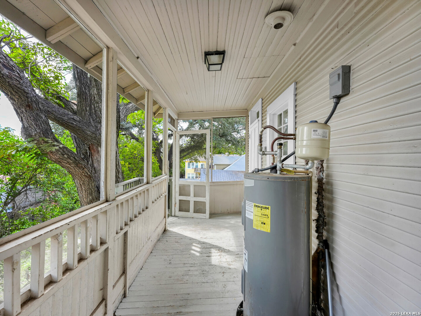 422 W Mistletoe, San Antonio, TX 78212