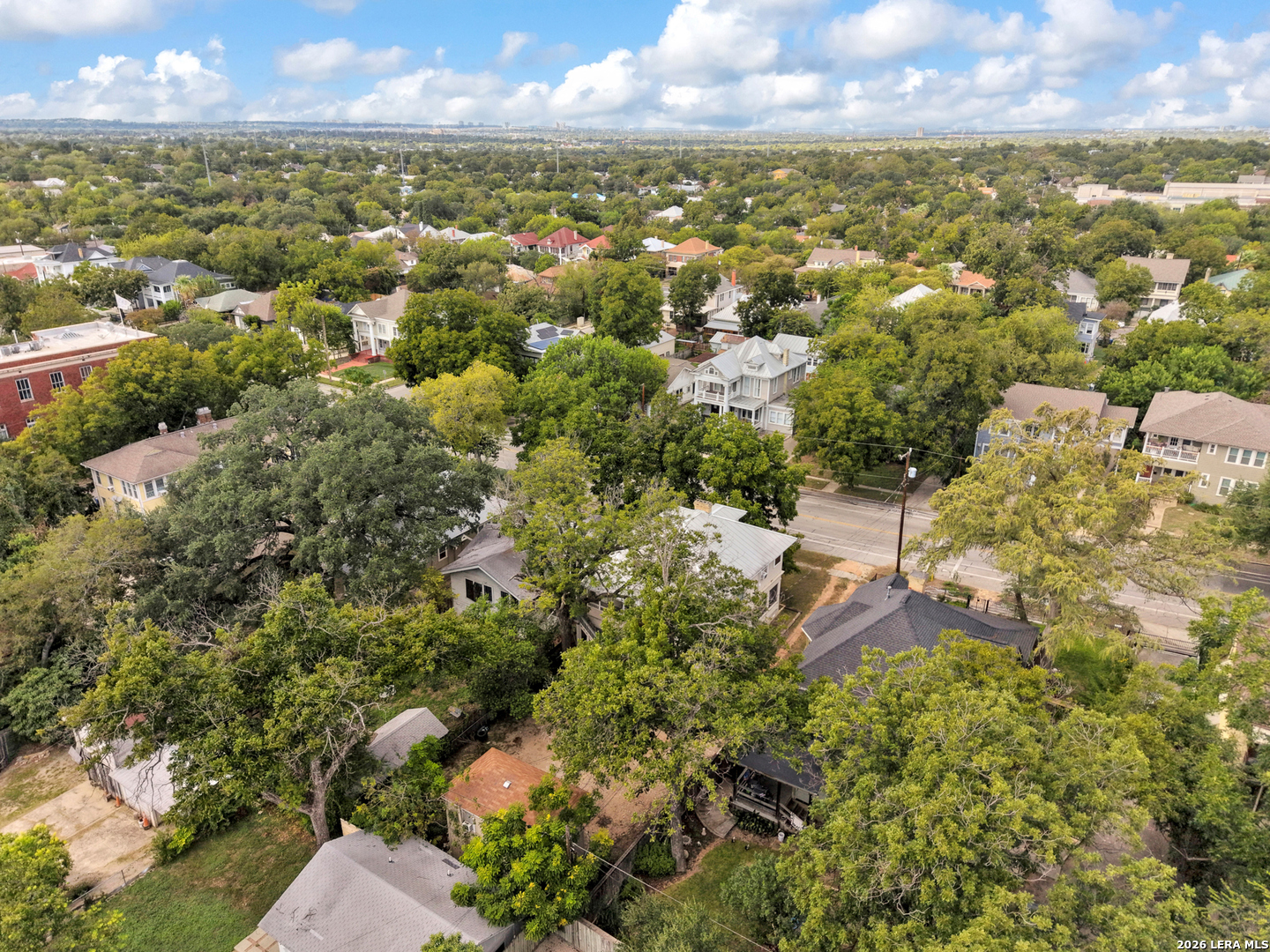 422 W Mistletoe, San Antonio, TX 78212