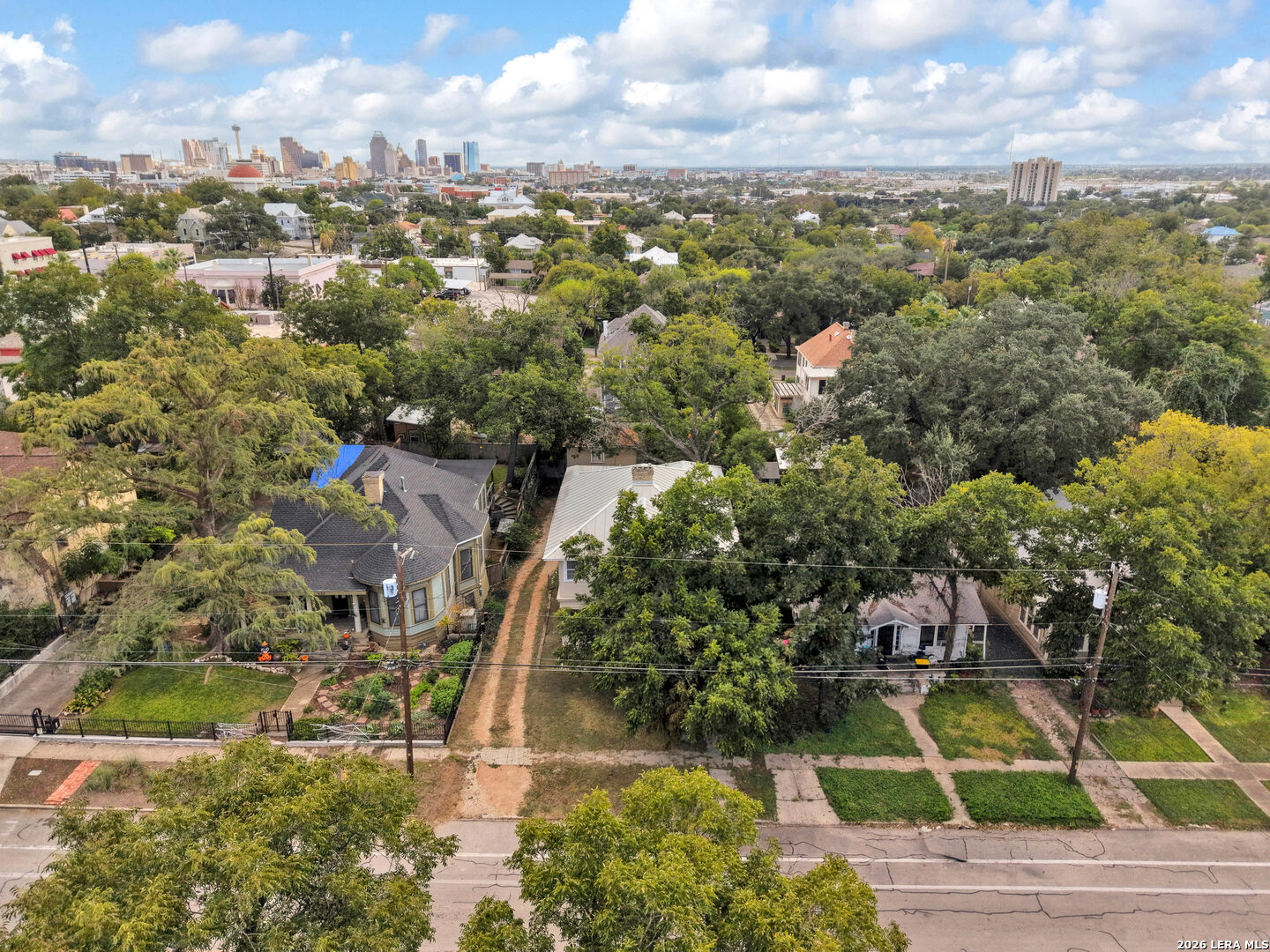 422 W Mistletoe, San Antonio, TX 78212