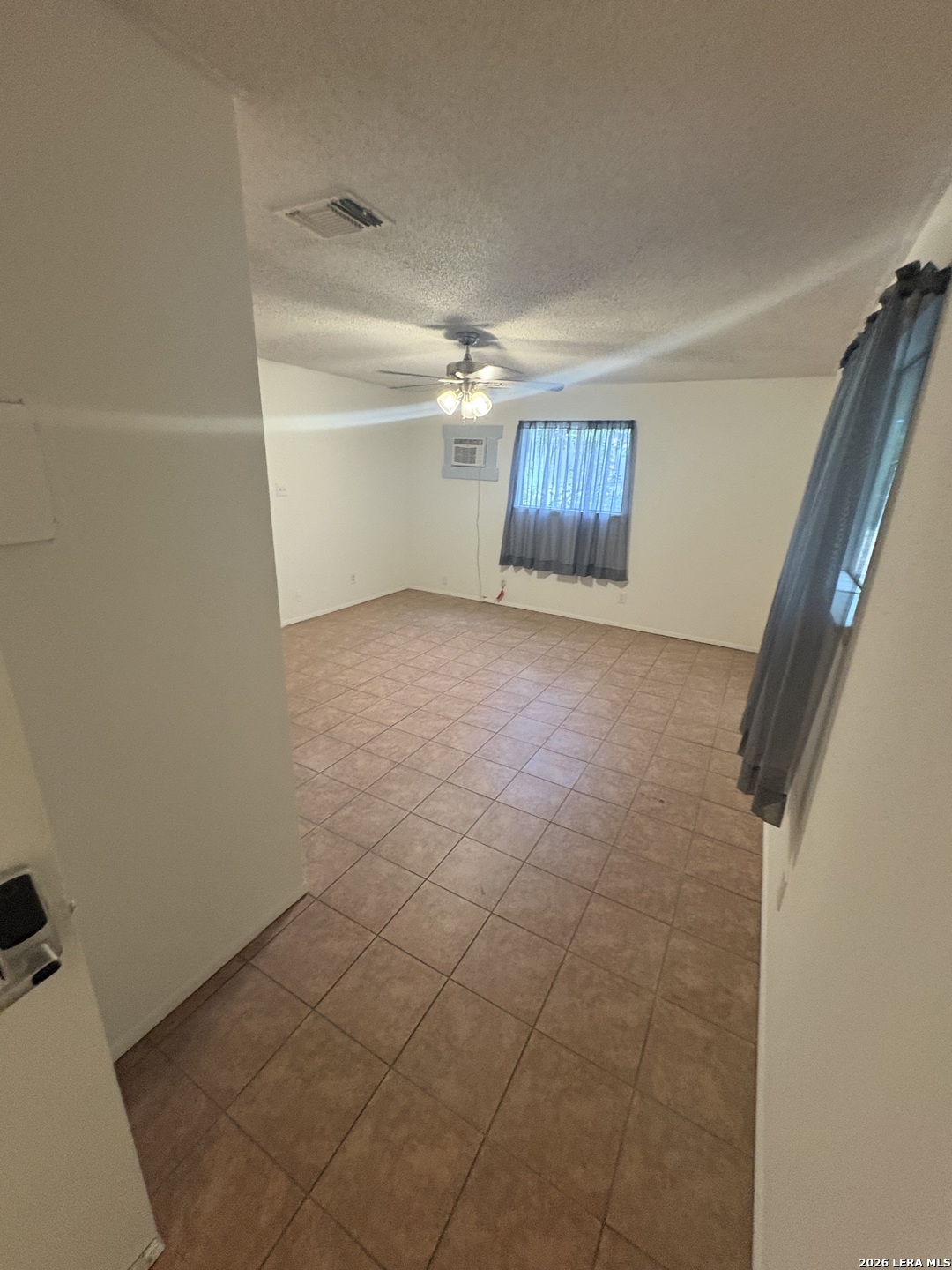 6111 Viva Max, San Antonio, TX 78238