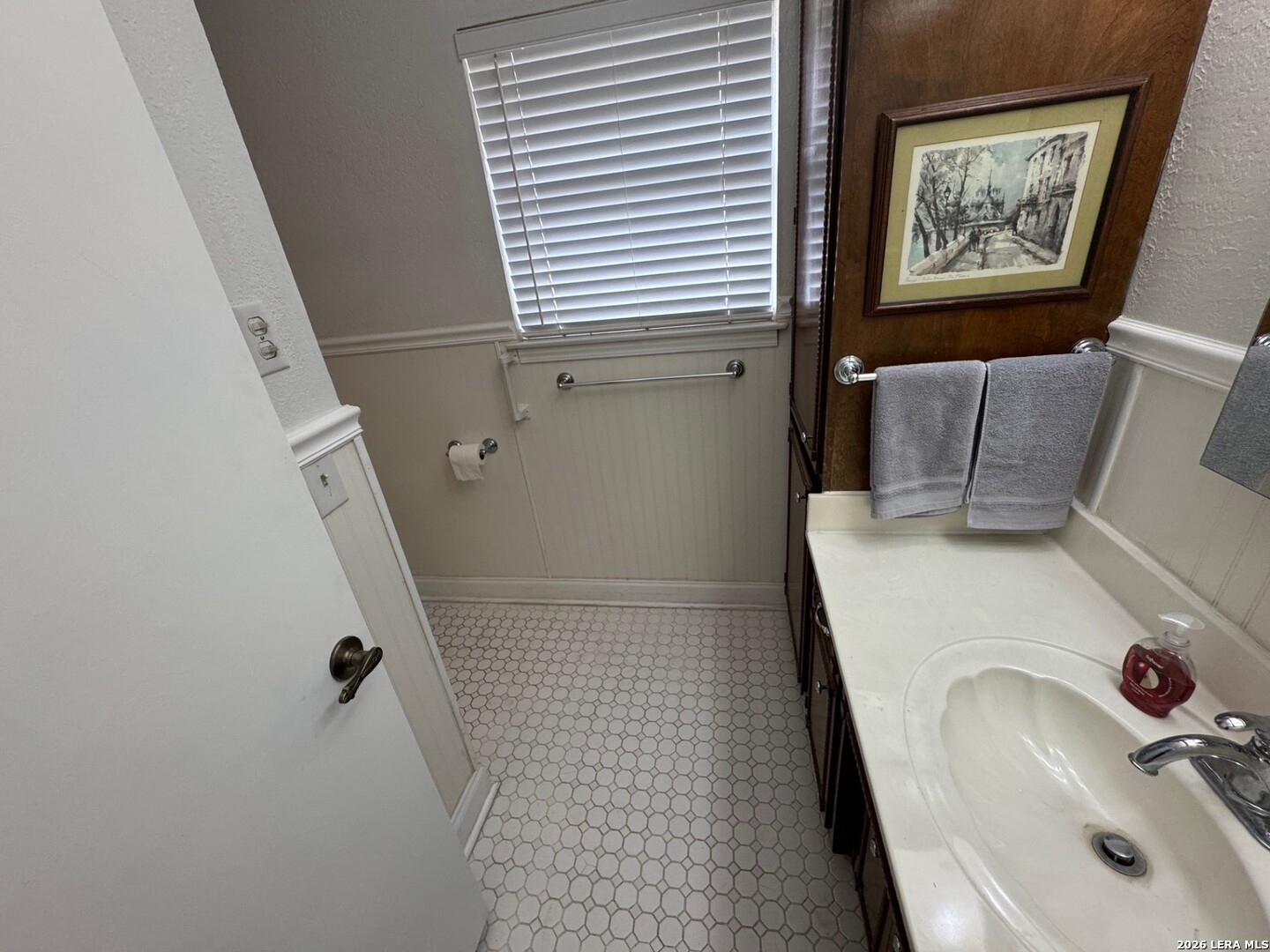 424 FENWICK DR, Windcrest, TX 78239
