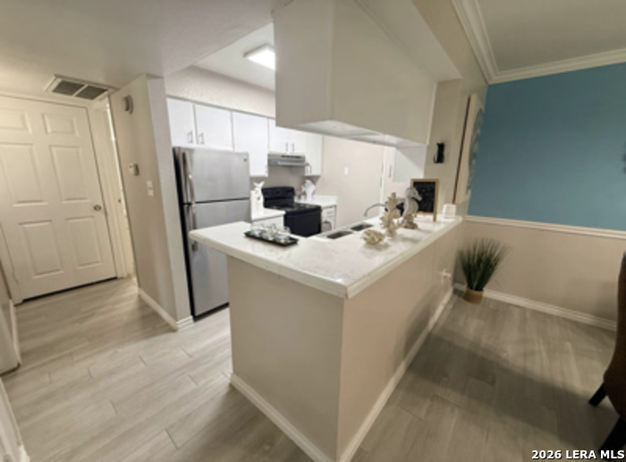1901 LAKESIDE DR, #402, Seabrook, TX 77586