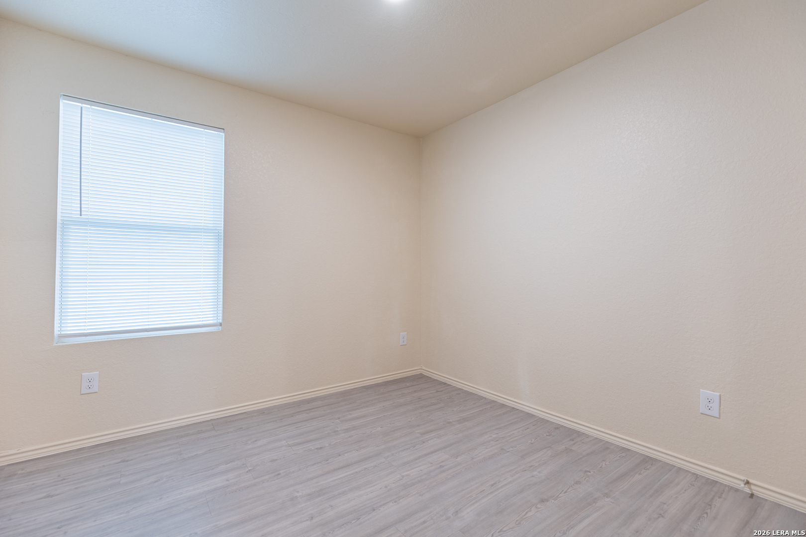 2907 CHARPAK DR, Converse, TX 78109