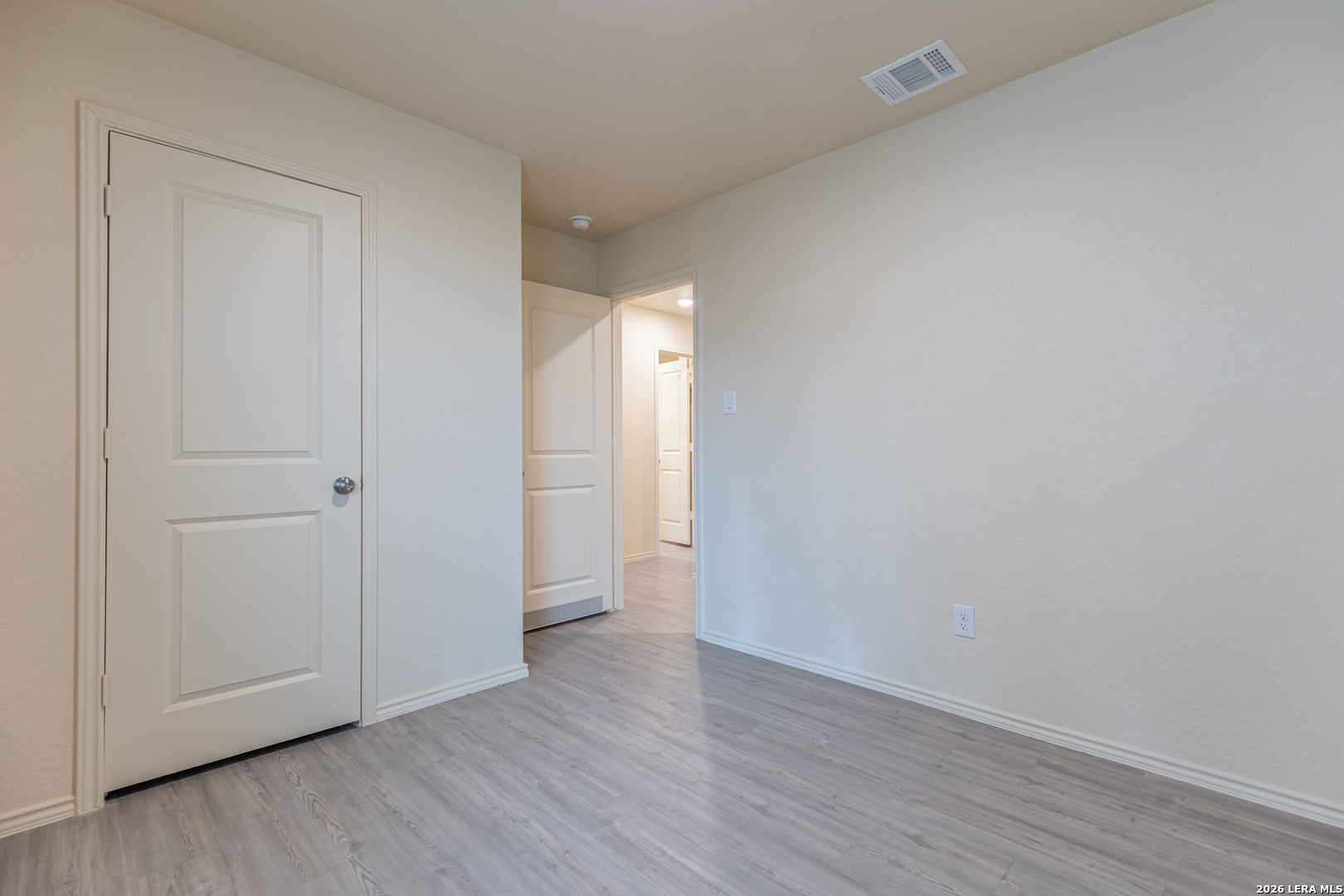 2907 CHARPAK DR, Converse, TX 78109
