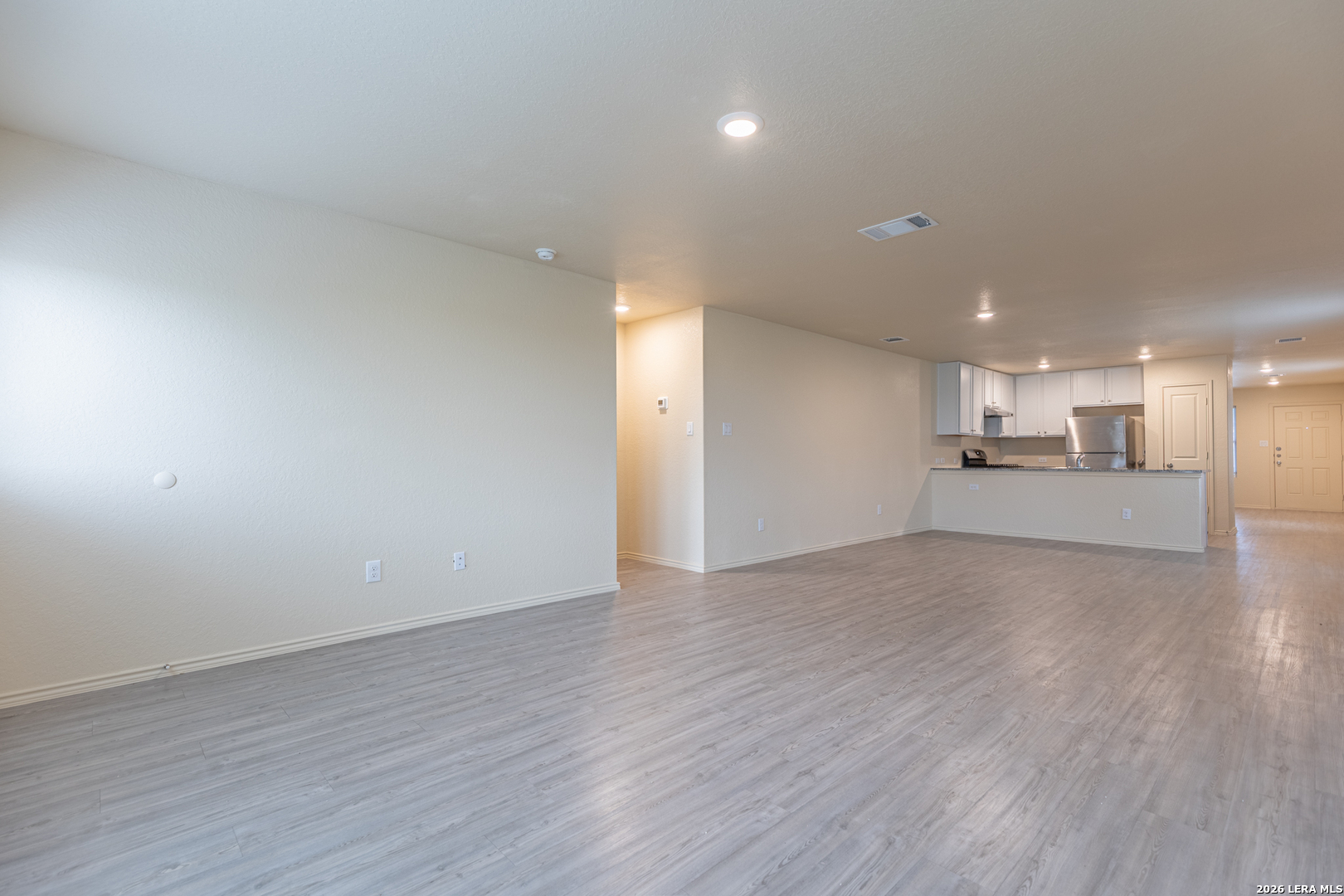2907 CHARPAK DR, Converse, TX 78109