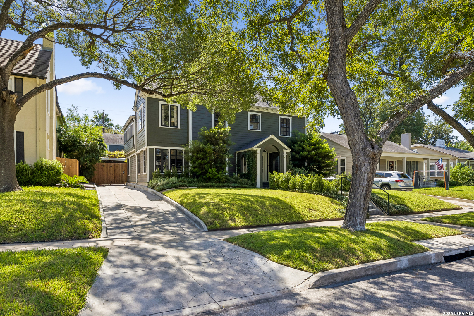 210 W Hollywood Ave, San Antonio, TX 78212