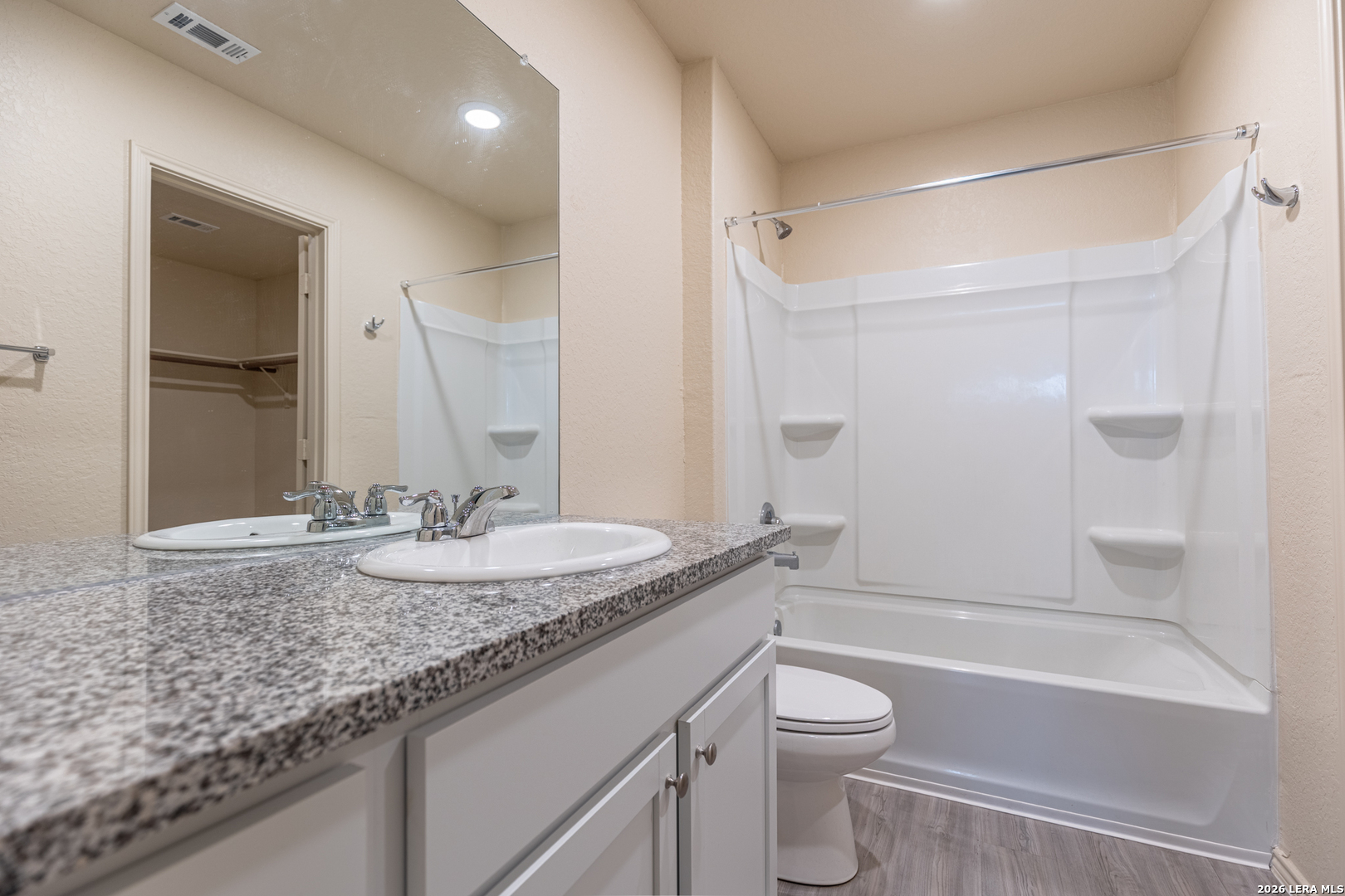 2907 CHARPAK DR, Converse, TX 78109