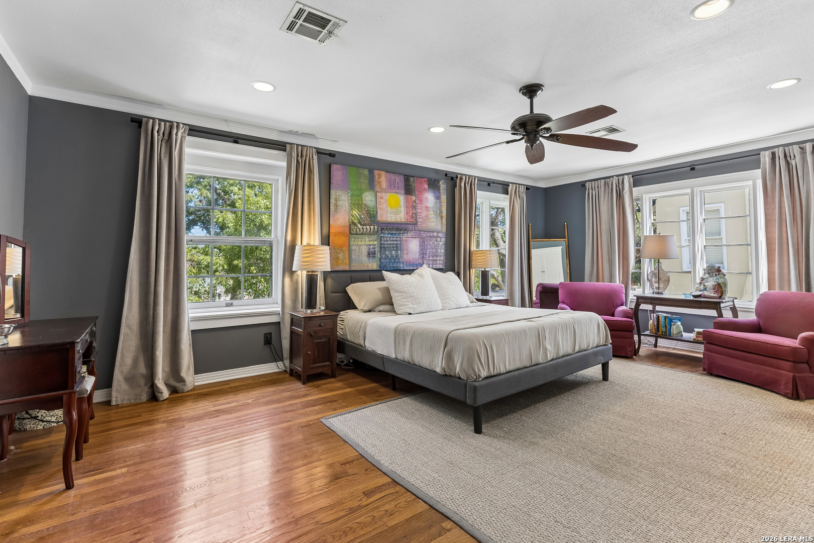 210 W Hollywood Ave, San Antonio, TX 78212