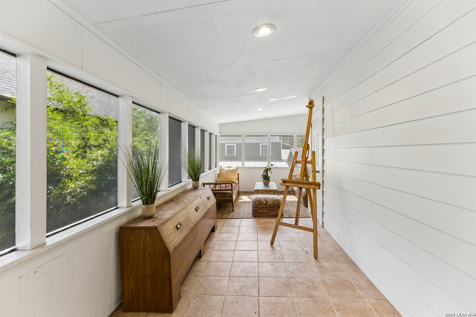 210 W Hollywood Ave, San Antonio, TX 78212