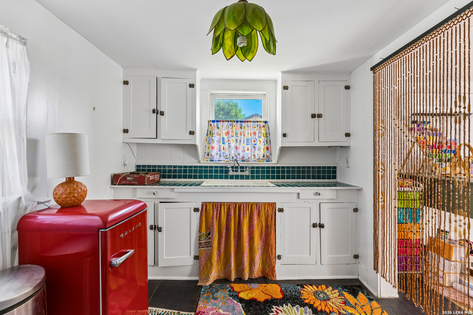 210 W Hollywood Ave, San Antonio, TX 78212