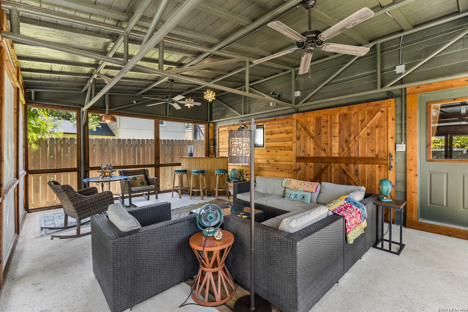 210 W Hollywood Ave, San Antonio, TX 78212