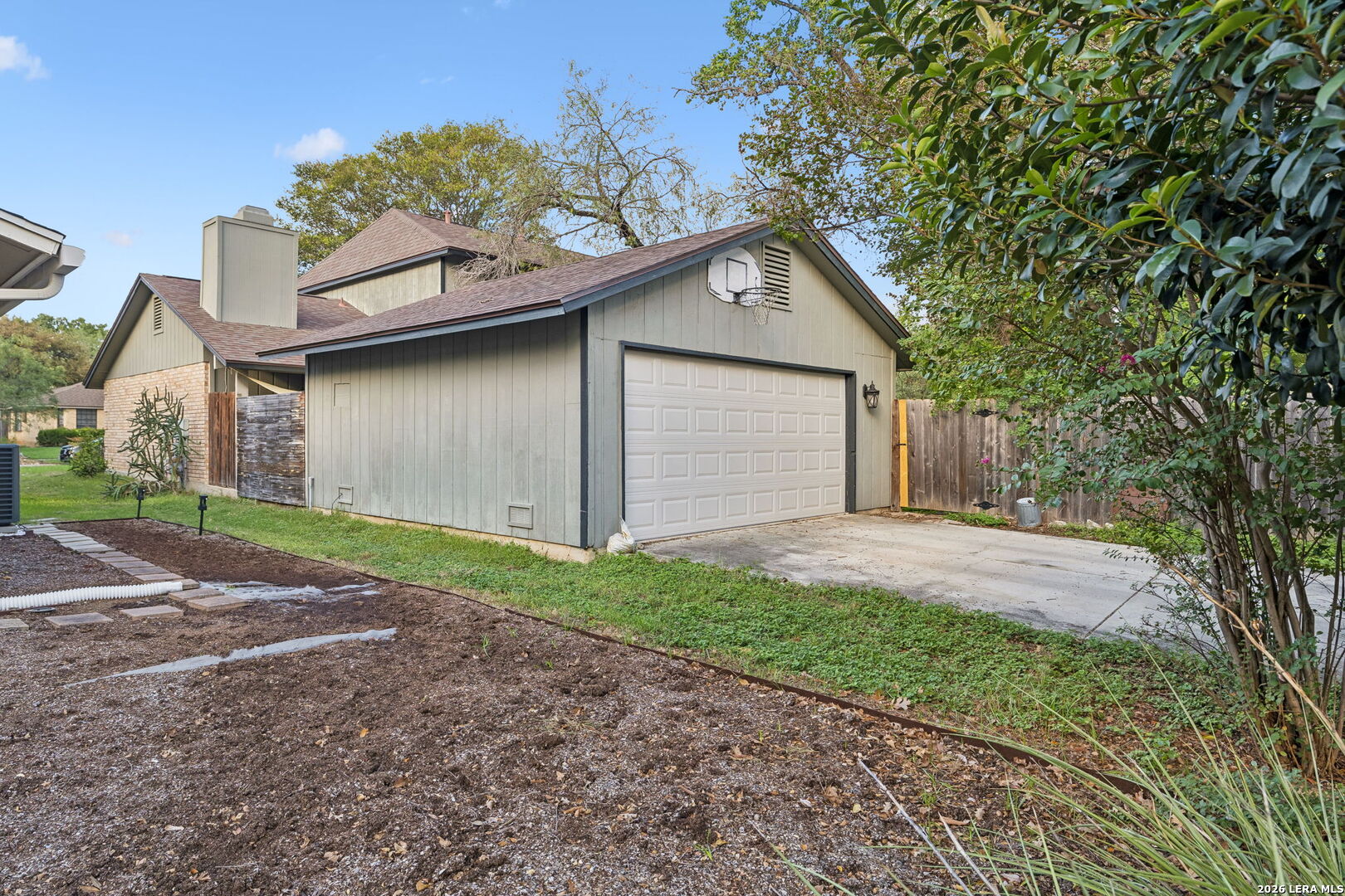 13730 STONY FOREST DR, San Antonio, TX 78231