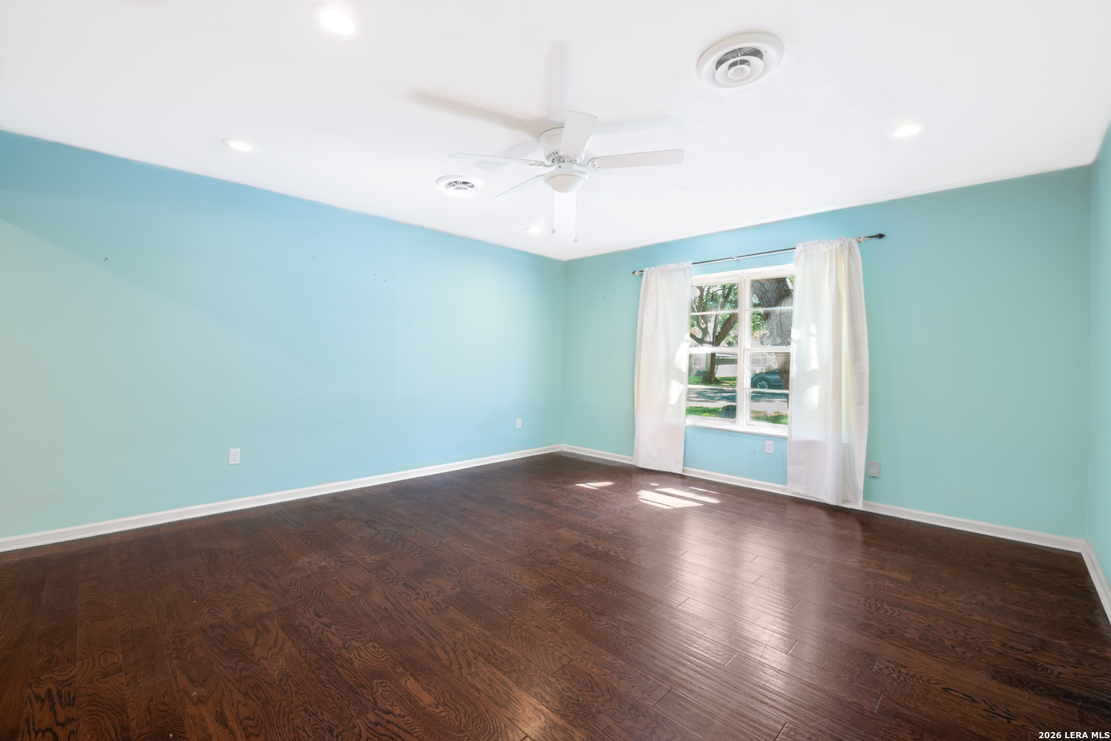 1422 Mockingbird, Seguin, TX 78155