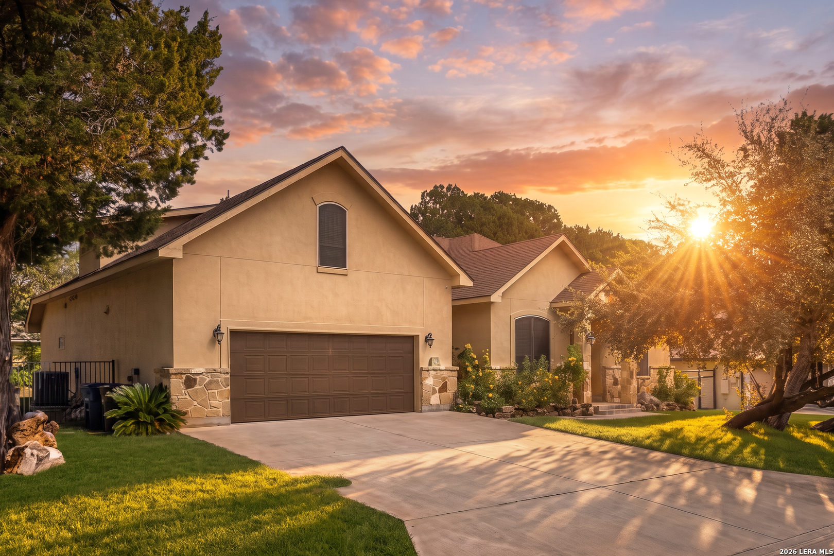 Property photo for 820 Mission Hills, New Braunfels, TX