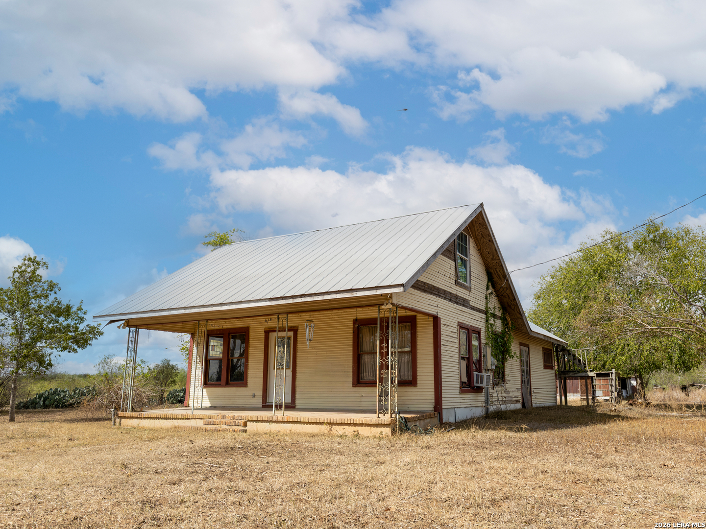 Property photo for 455 E COUNTY ROAD 6714, Natalia, TX
