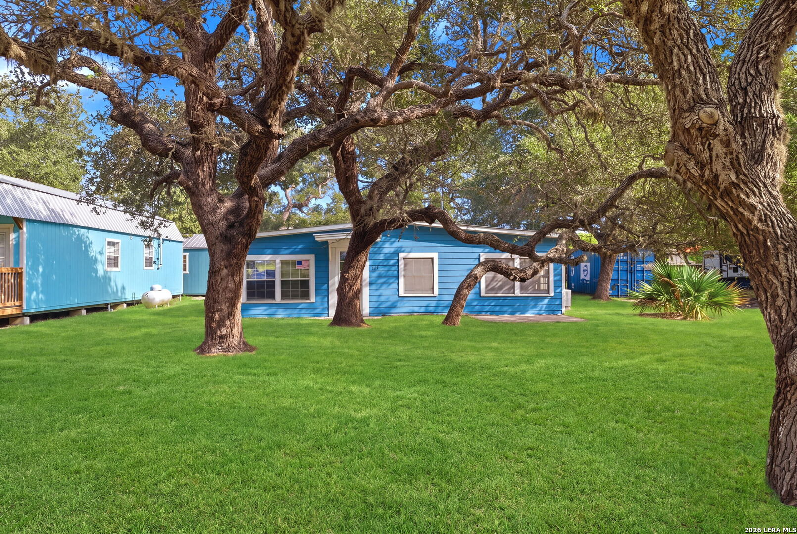 119 Palm St, Rockport, TX 78382