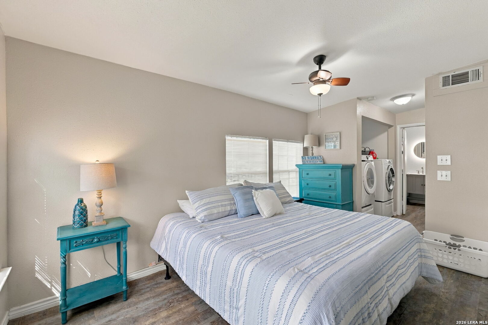 119 Palm St, Rockport, TX 78382