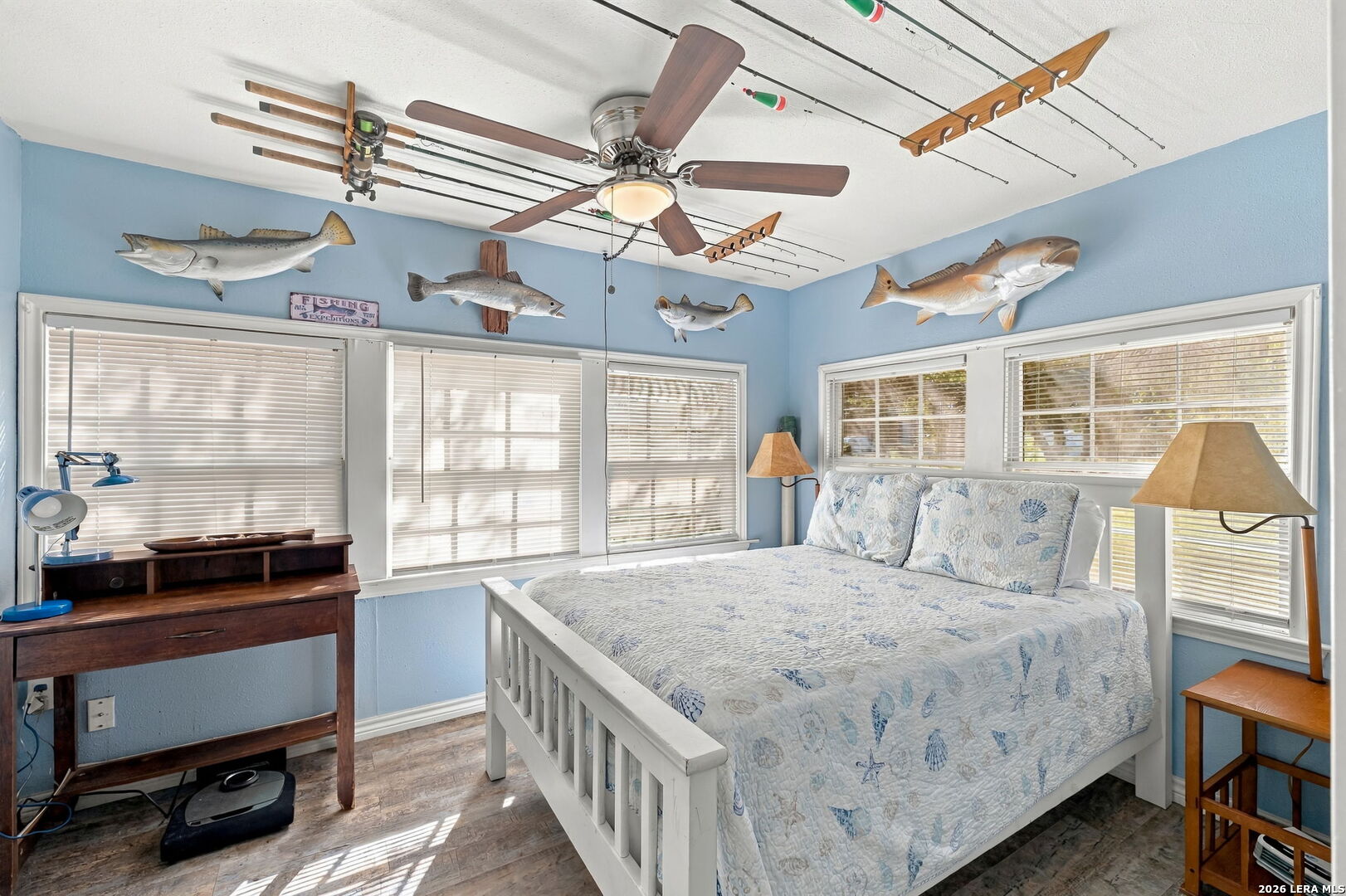 119 Palm St, Rockport, TX 78382