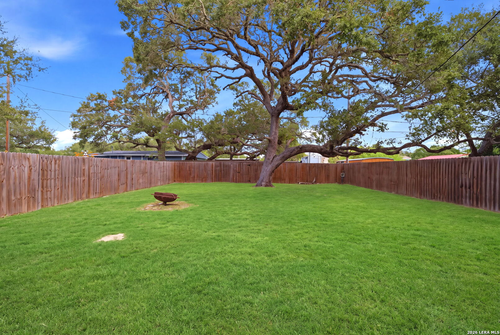 119 Palm St, Rockport, TX 78382