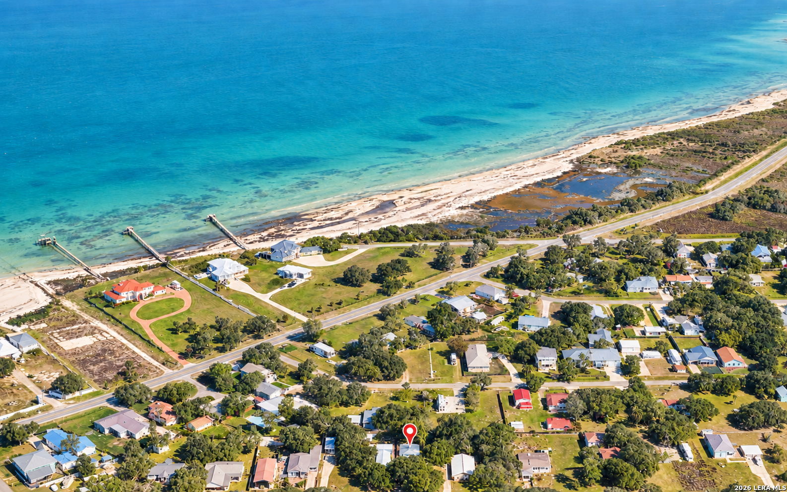 119 Palm St, Rockport, TX 78382