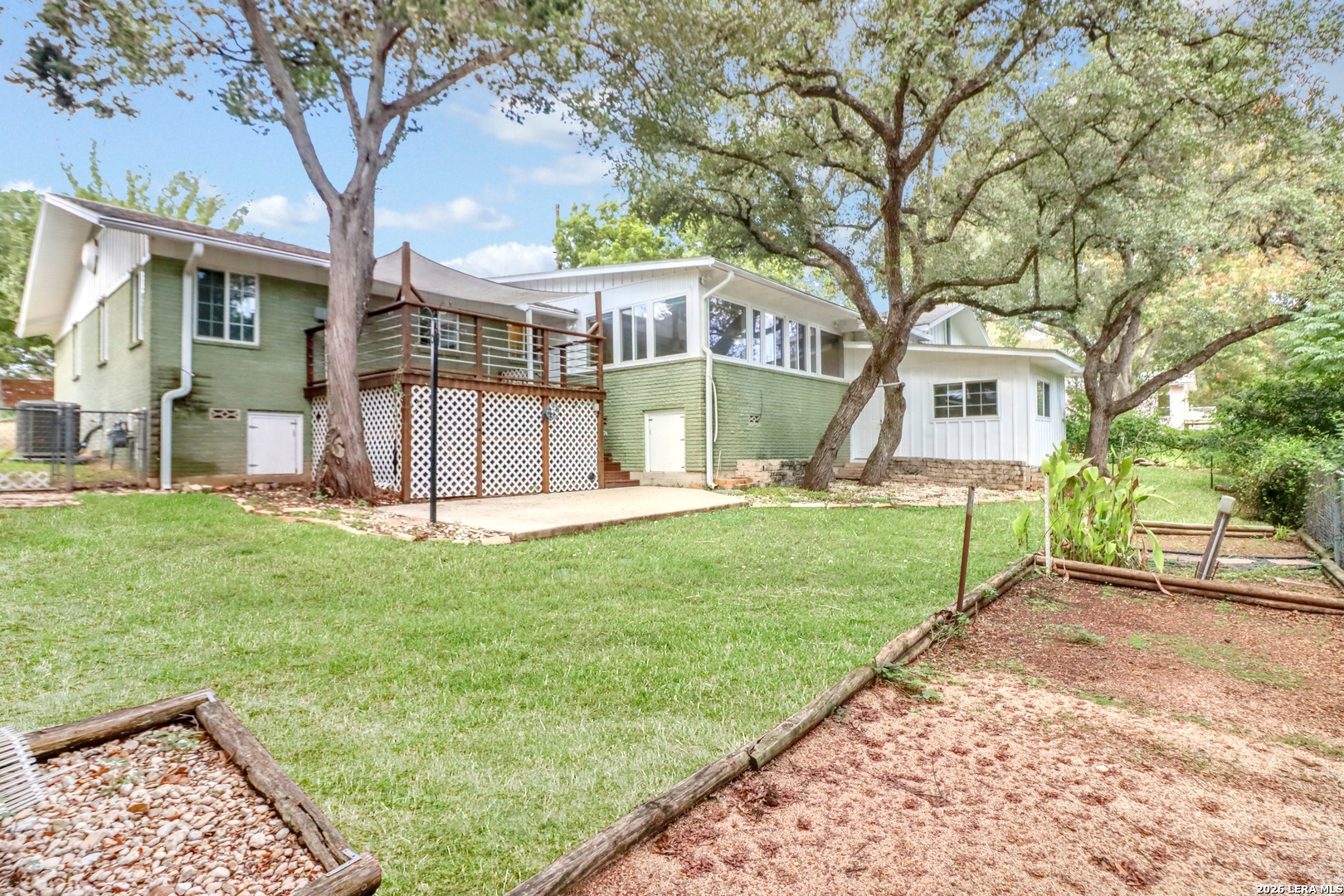 860 Oak Ln, New Braunfels, TX 78130