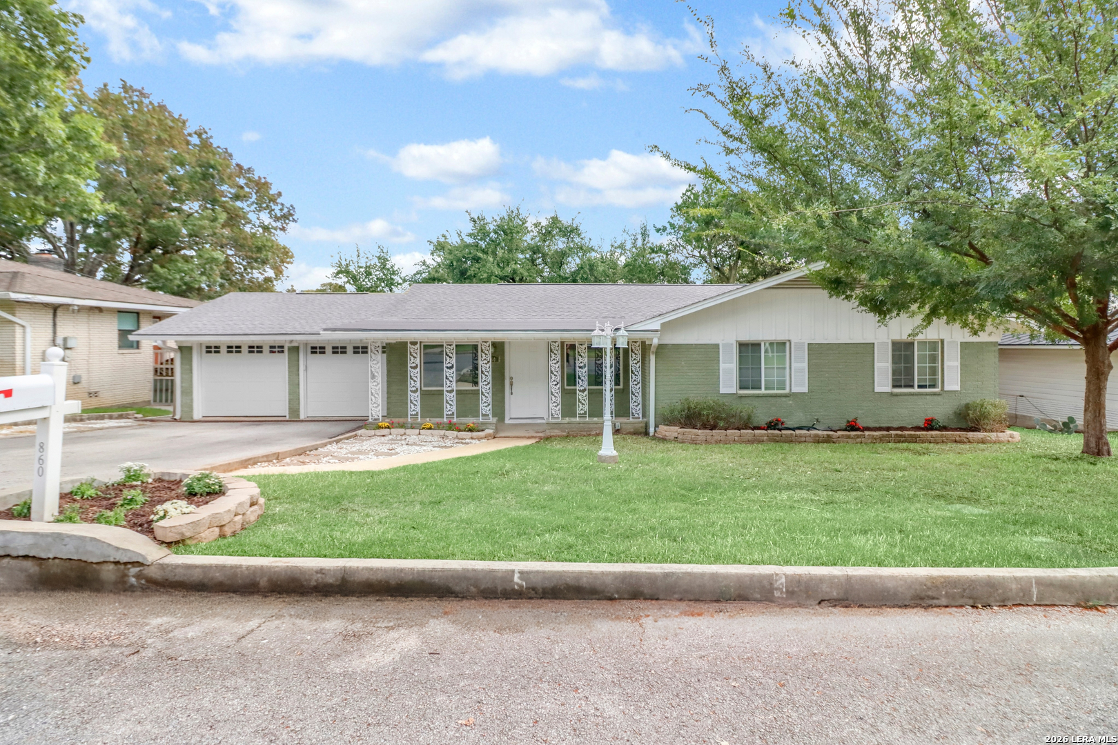 860 Oak Ln, New Braunfels, TX 78130