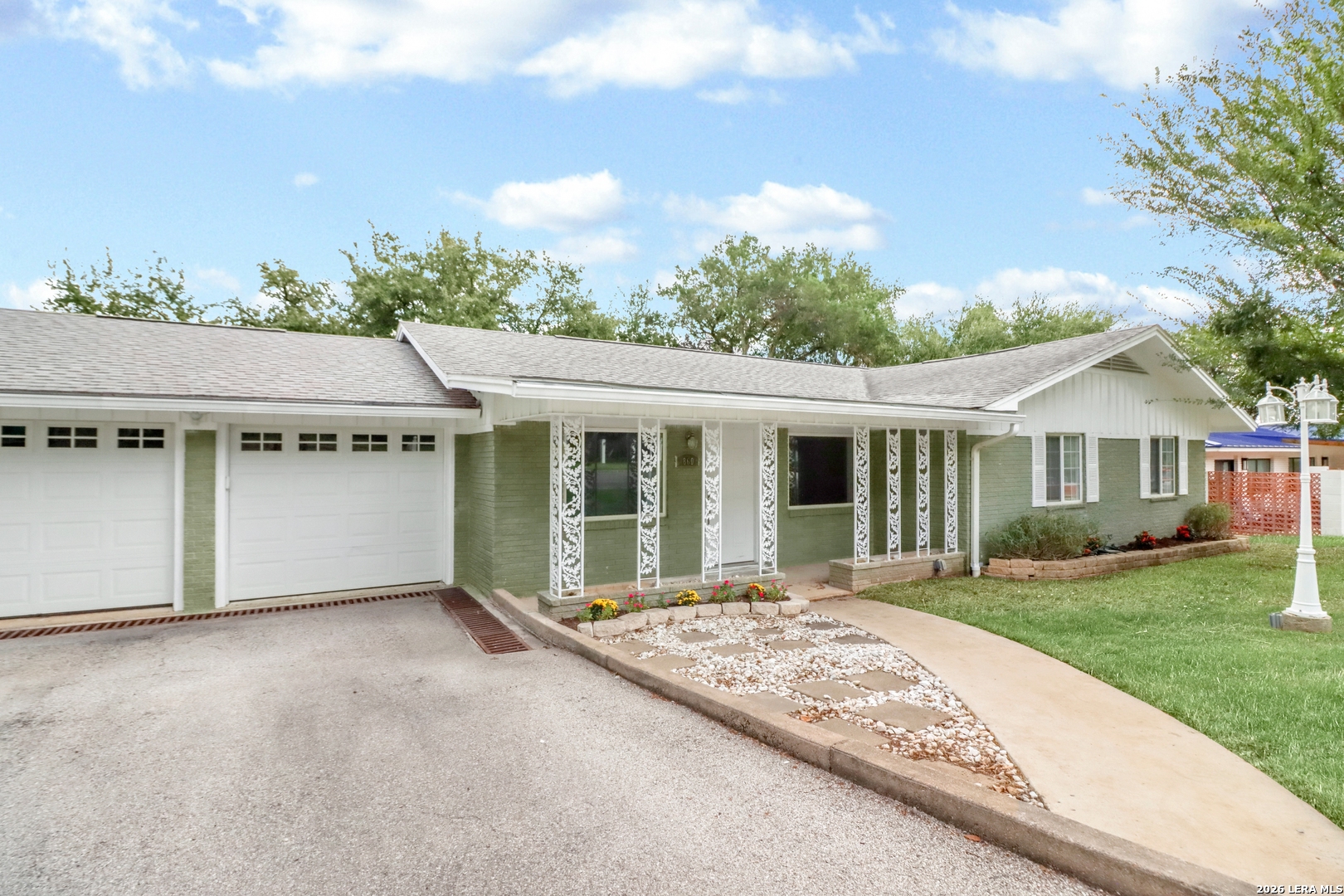 860 Oak Ln, New Braunfels, TX 78130