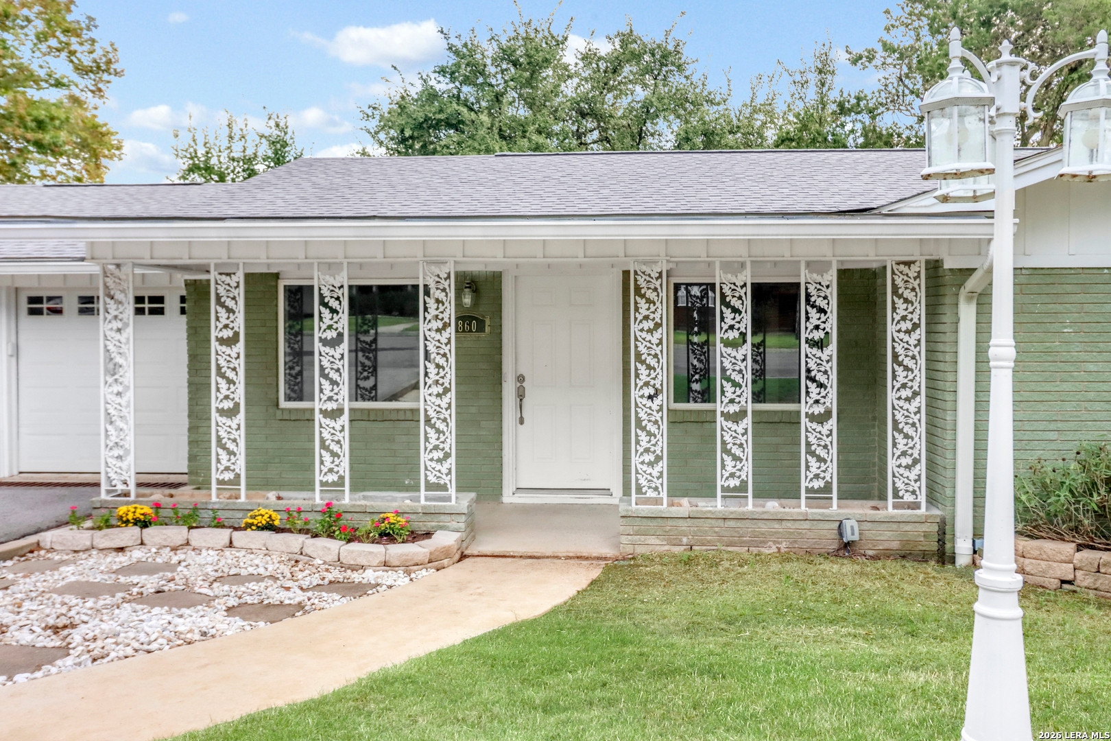 860 Oak Ln, New Braunfels, TX 78130