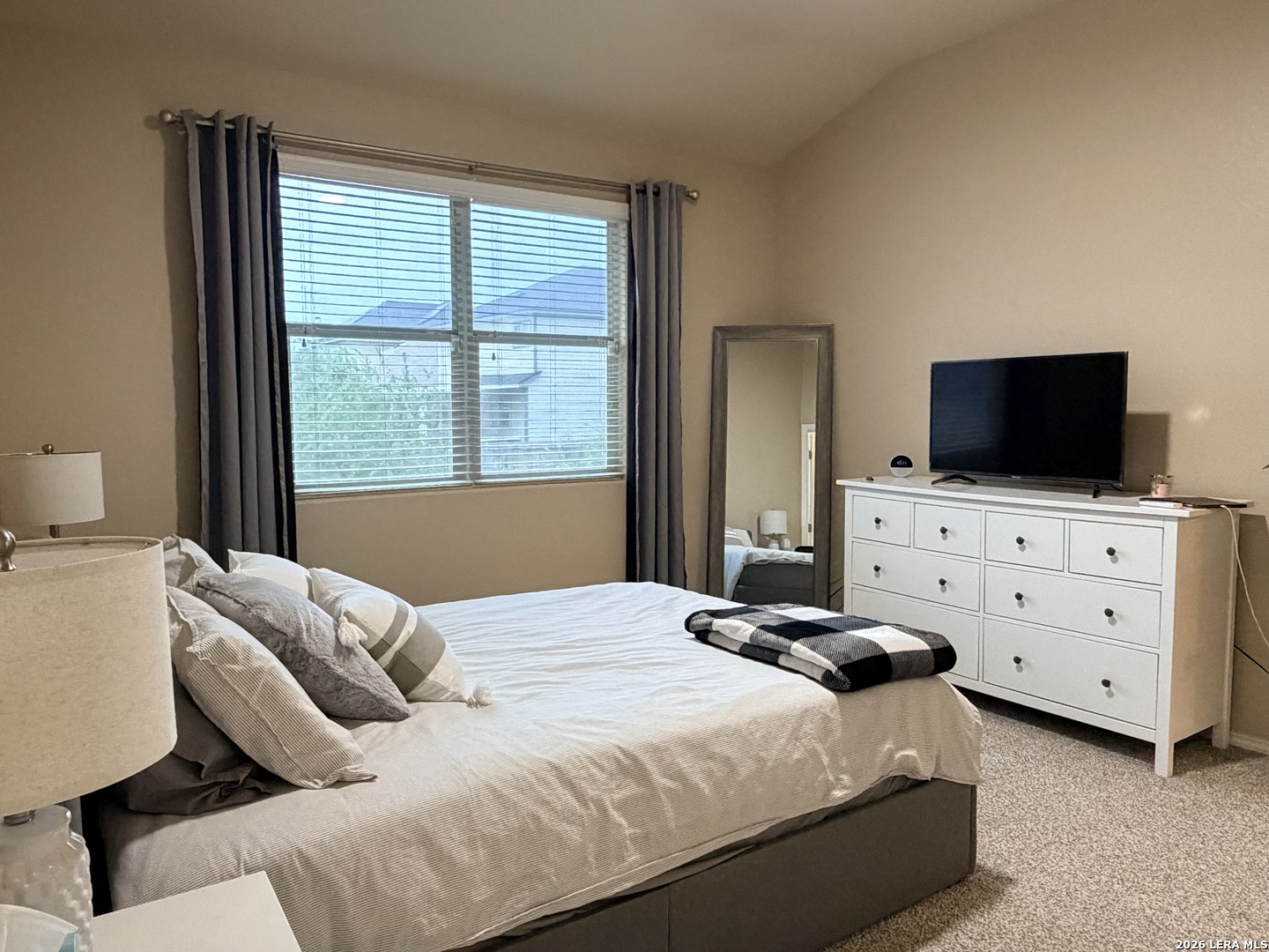 2935 Thunder Gulch, San Antonio, TX 78245