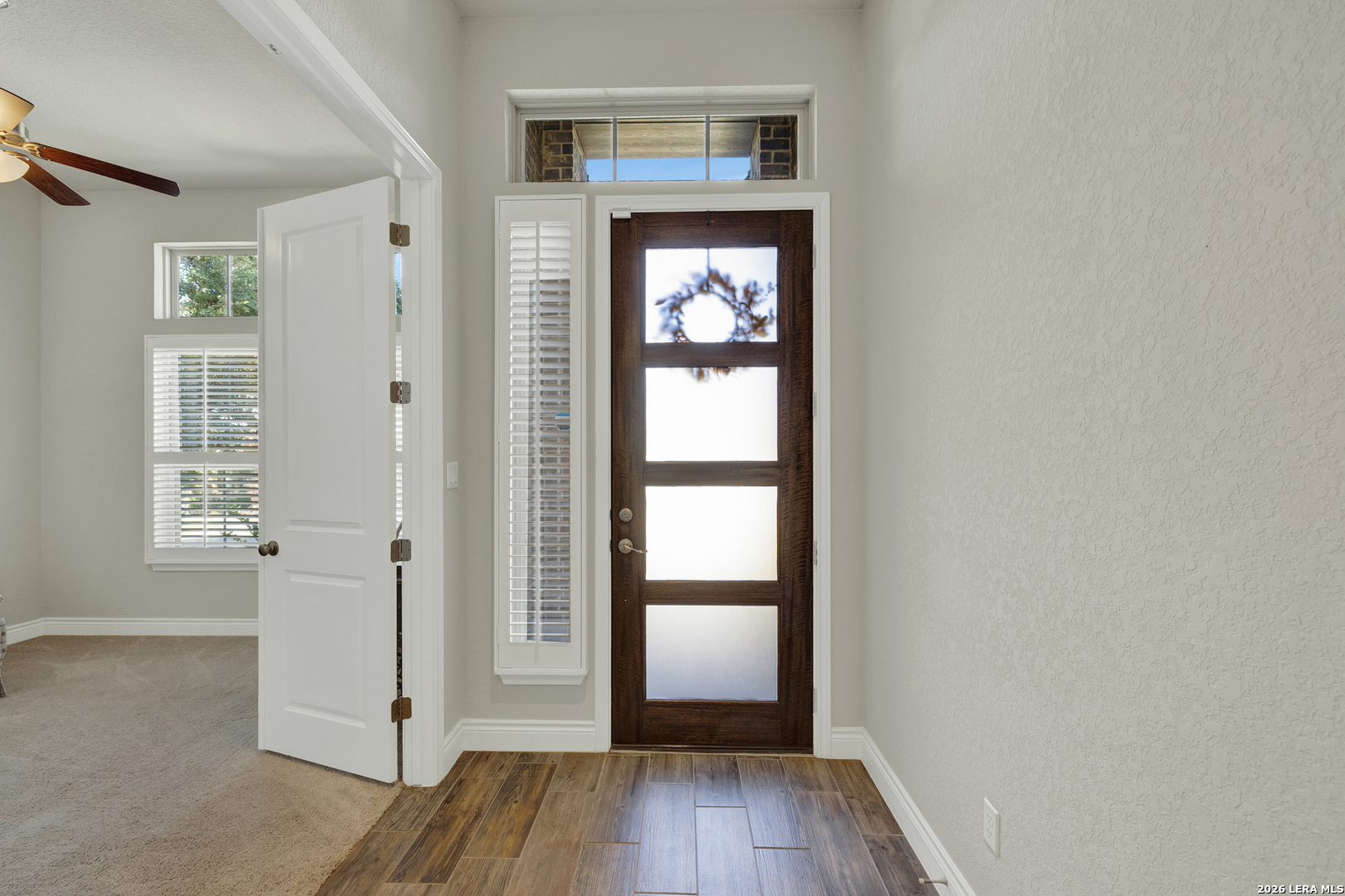 Entry/Foyer