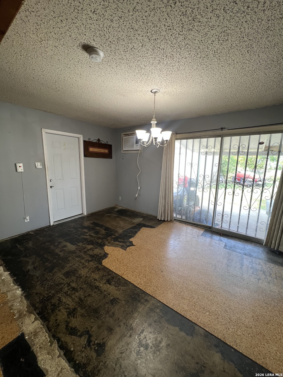 1st Living Area