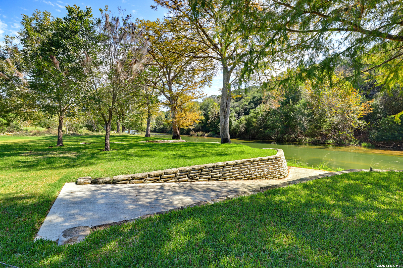 1271 White Water Rd, New Braunfels, TX 78132