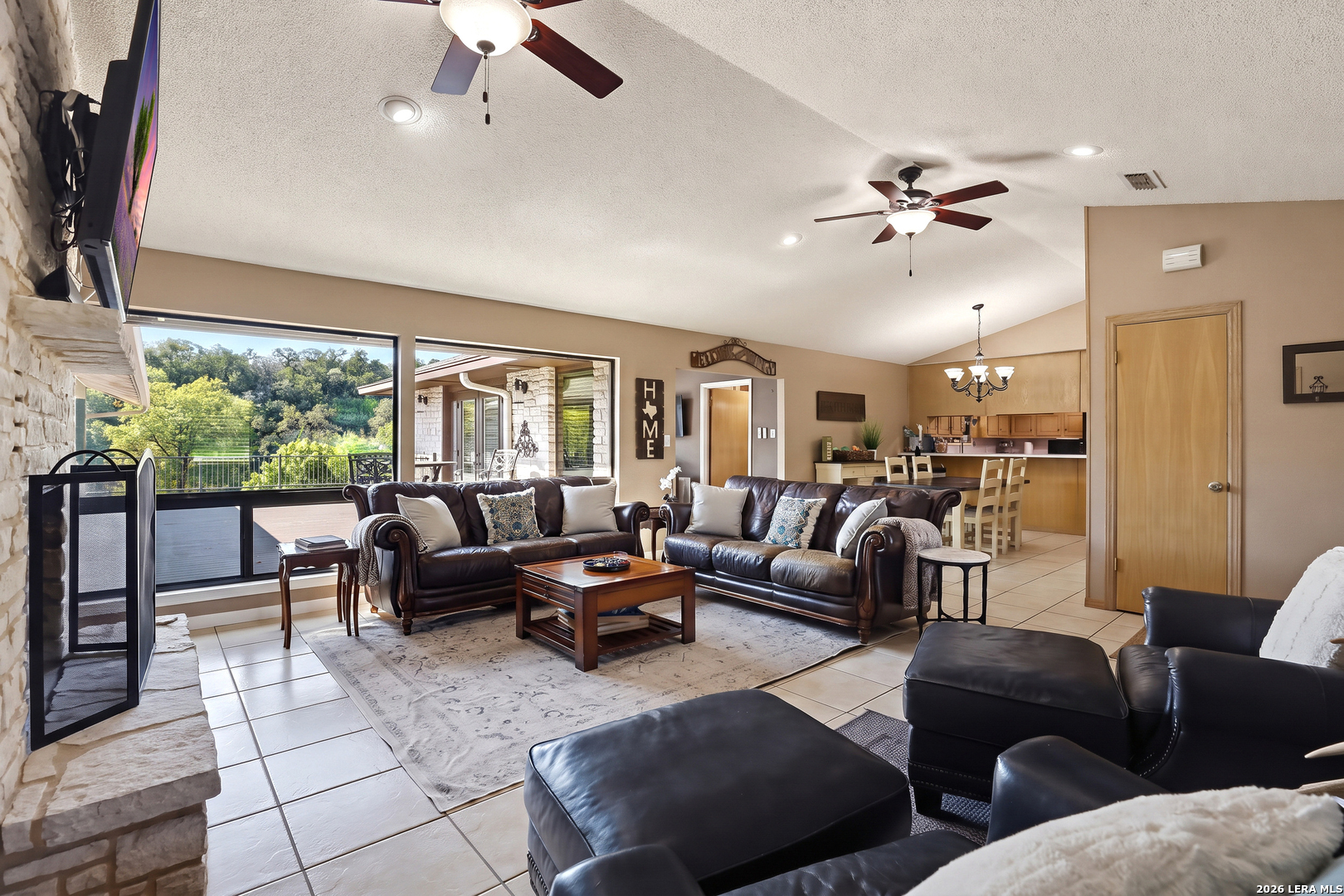 1271 White Water Rd, New Braunfels, TX 78132