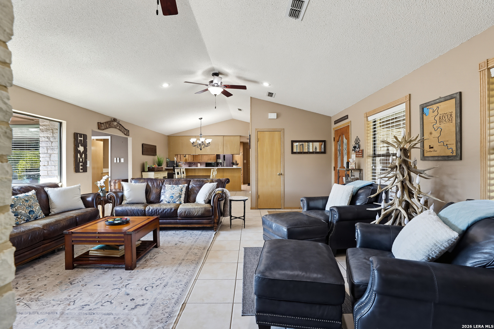 1271 White Water Rd, New Braunfels, TX 78132
