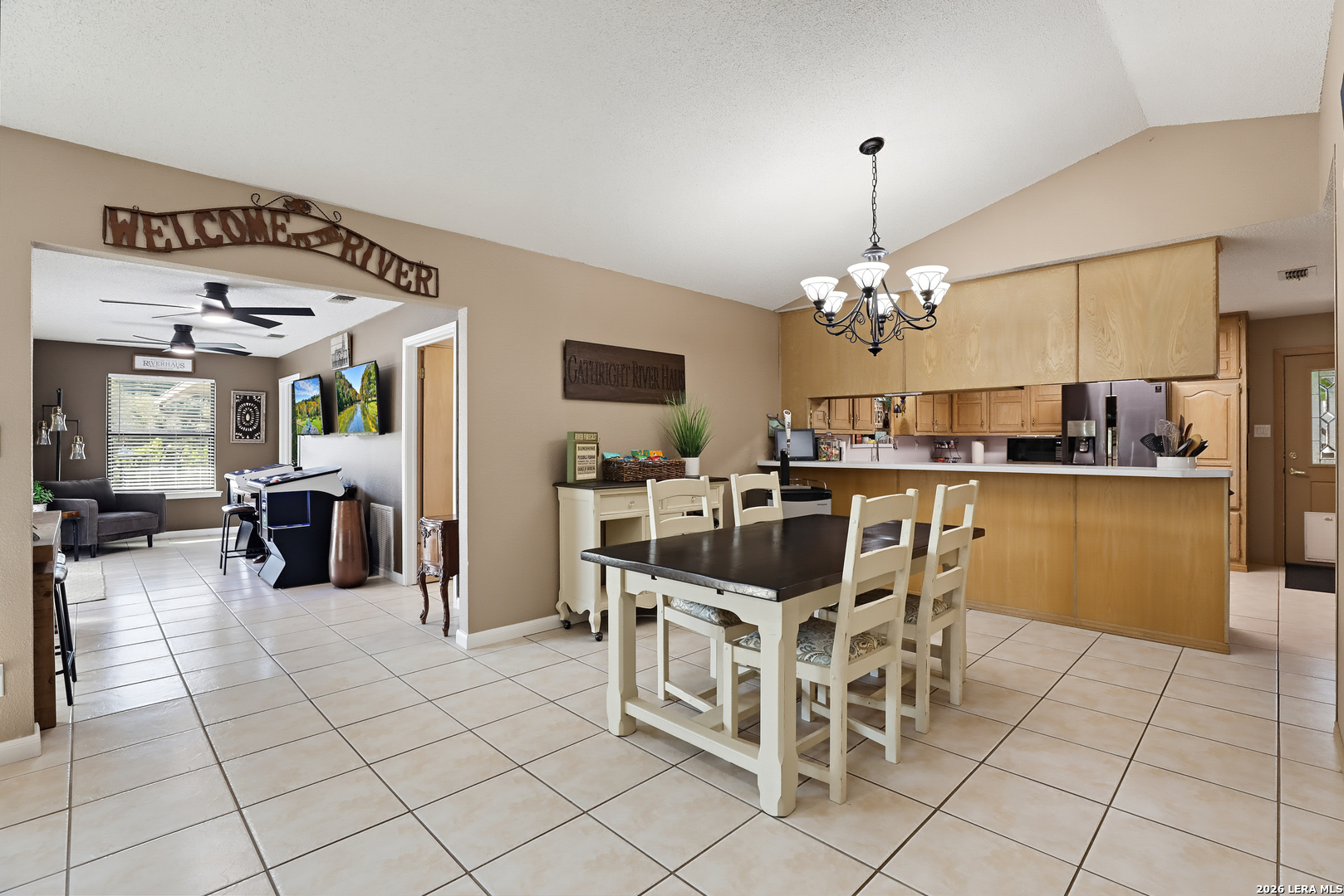 1271 White Water Rd, New Braunfels, TX 78132