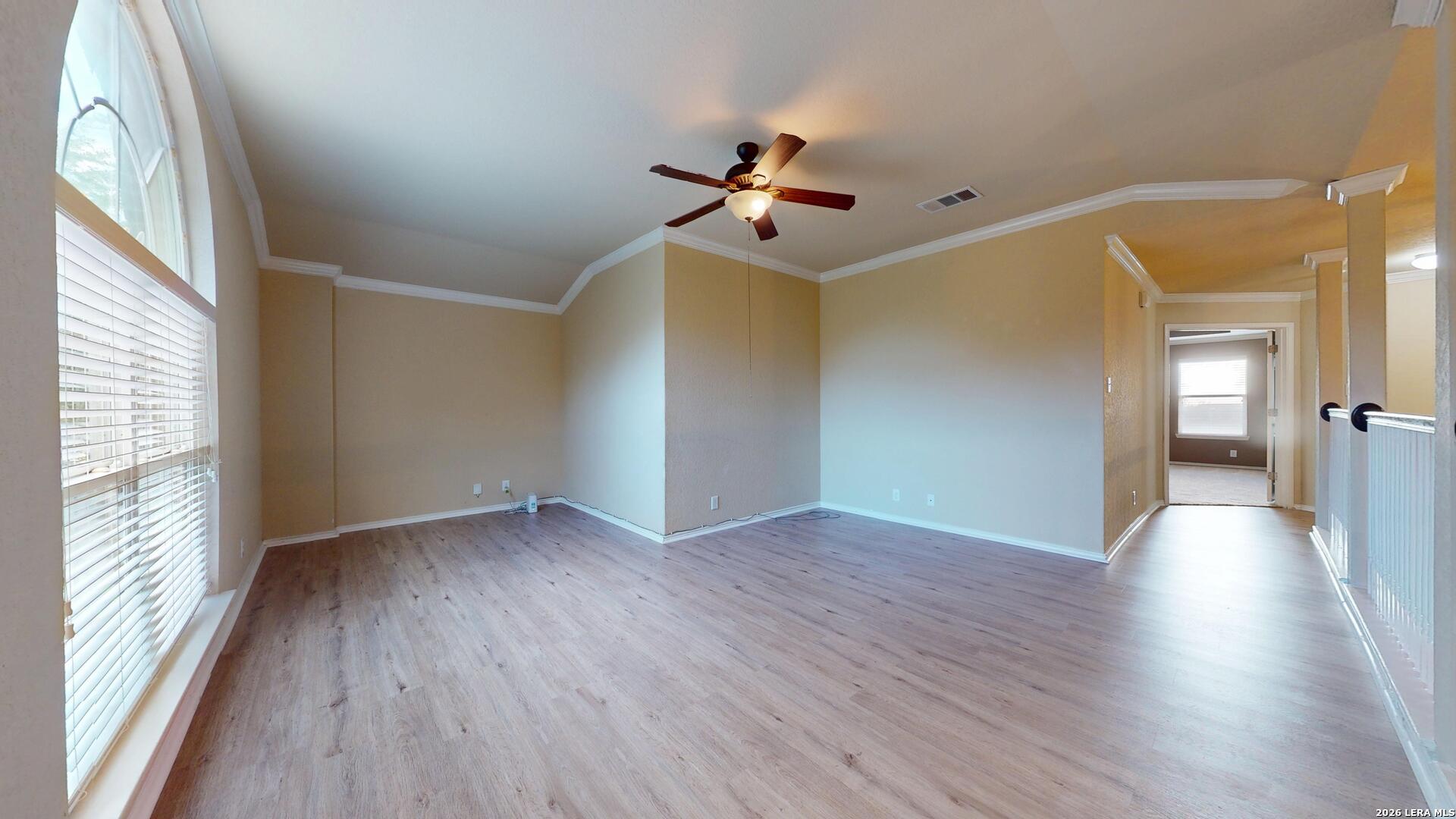 229 KENSINGTON DR, Cibolo, TX 78108