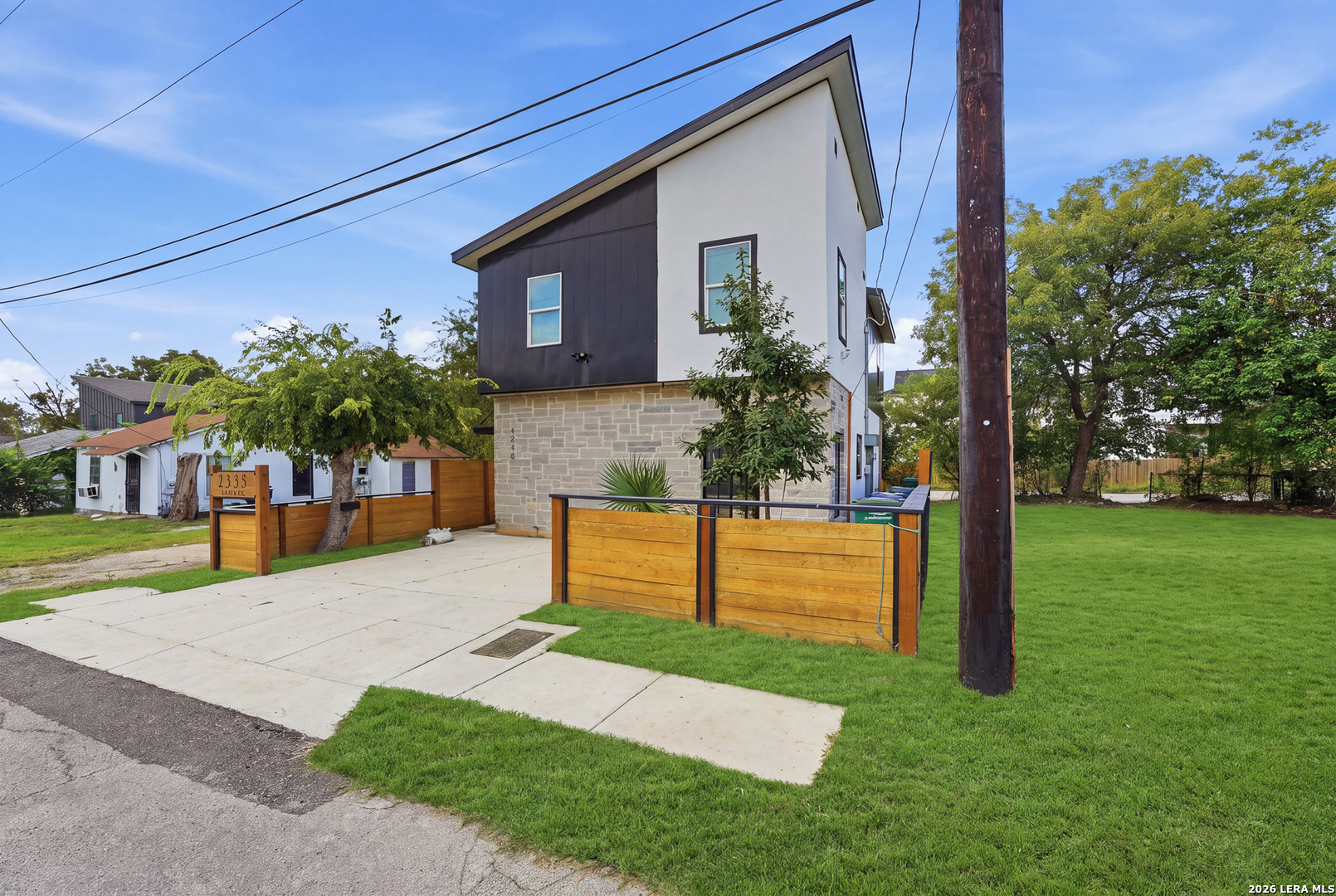 2338 Dakota, San Antonio, TX 78203