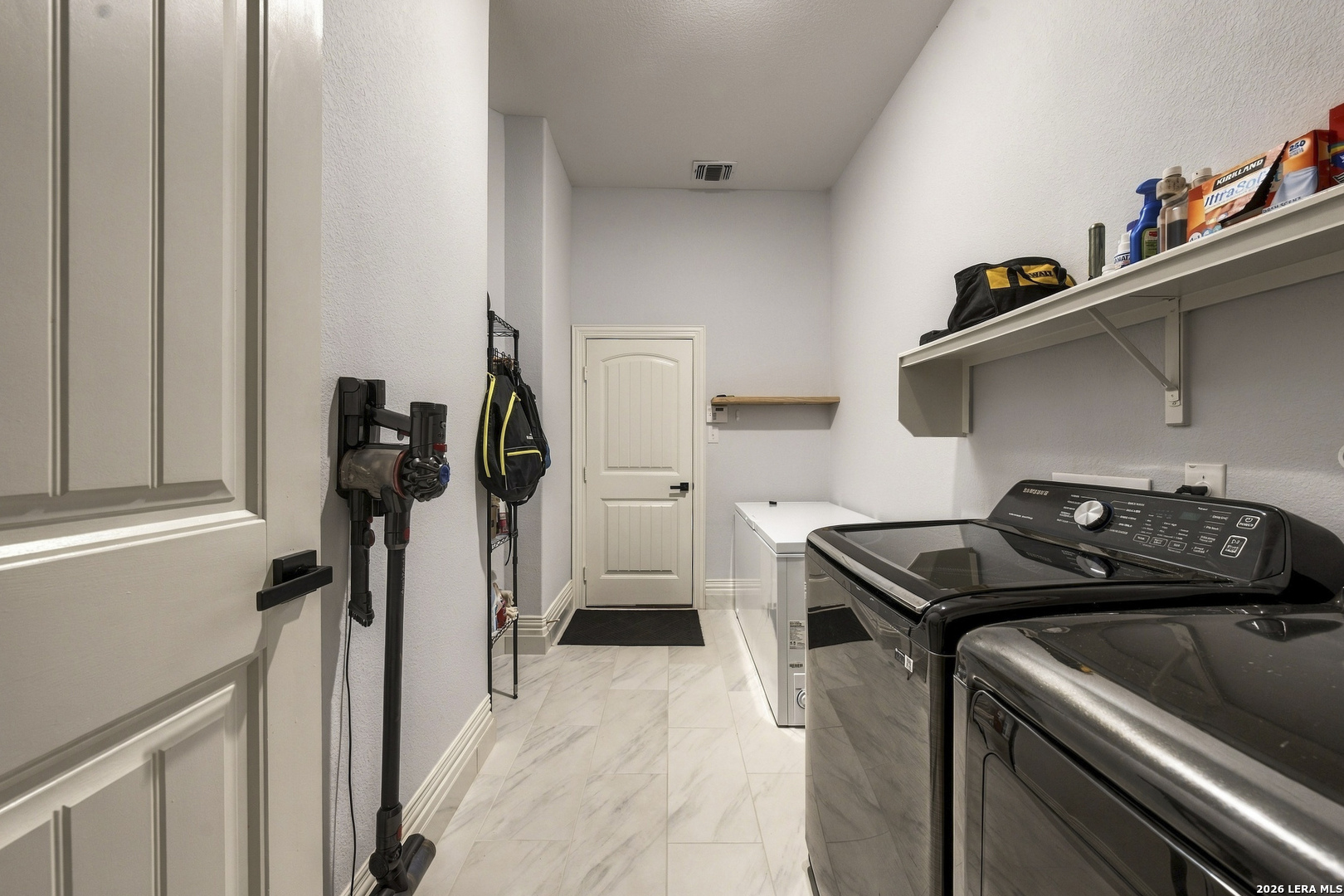 1130 Roaring Fls, New Braunfels, TX 78132