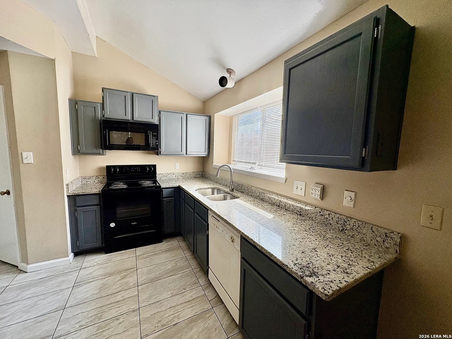 8131 Forest Dawn, Live Oak, TX 78233