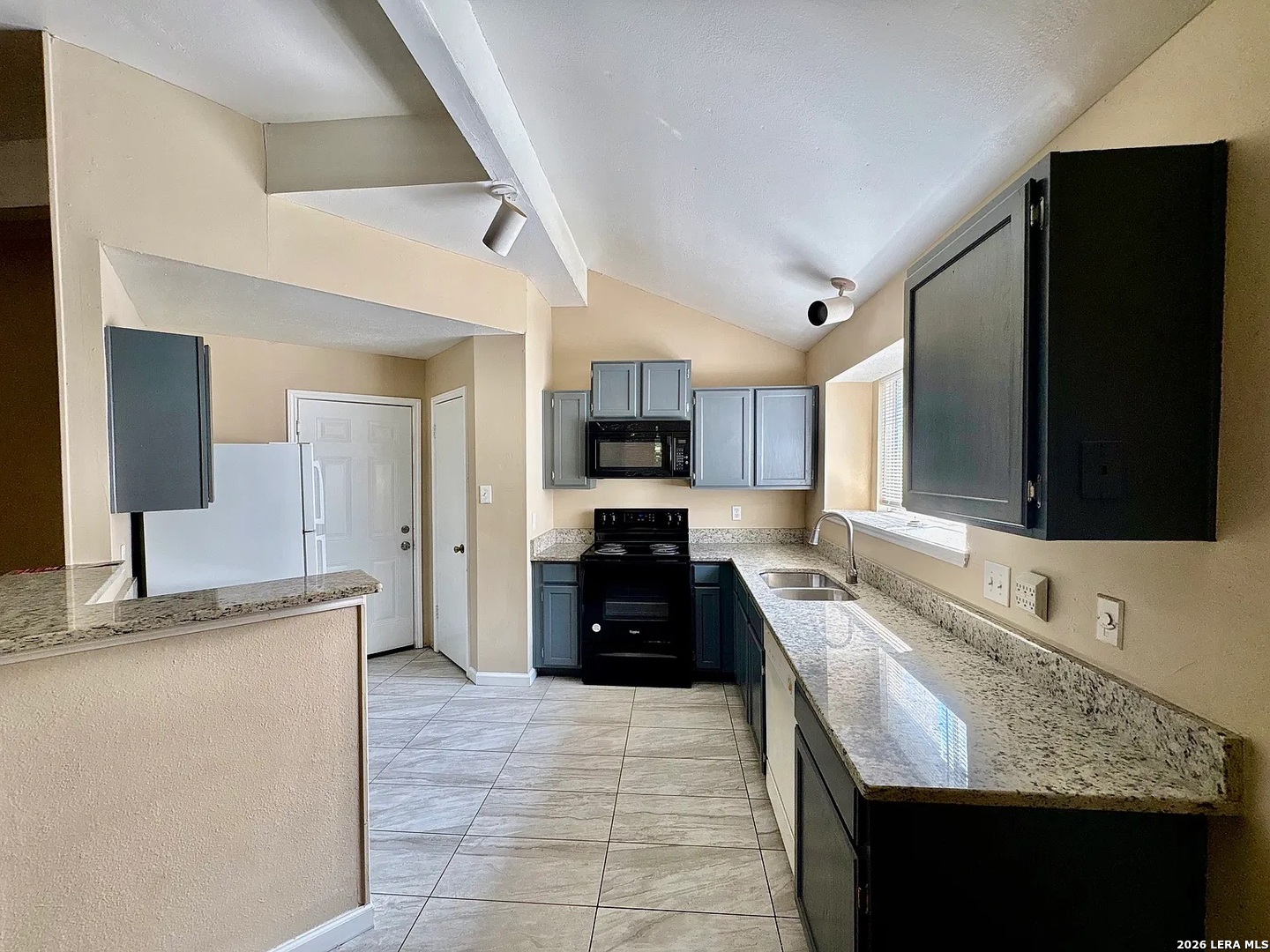 8131 Forest Dawn, Live Oak, TX 78233