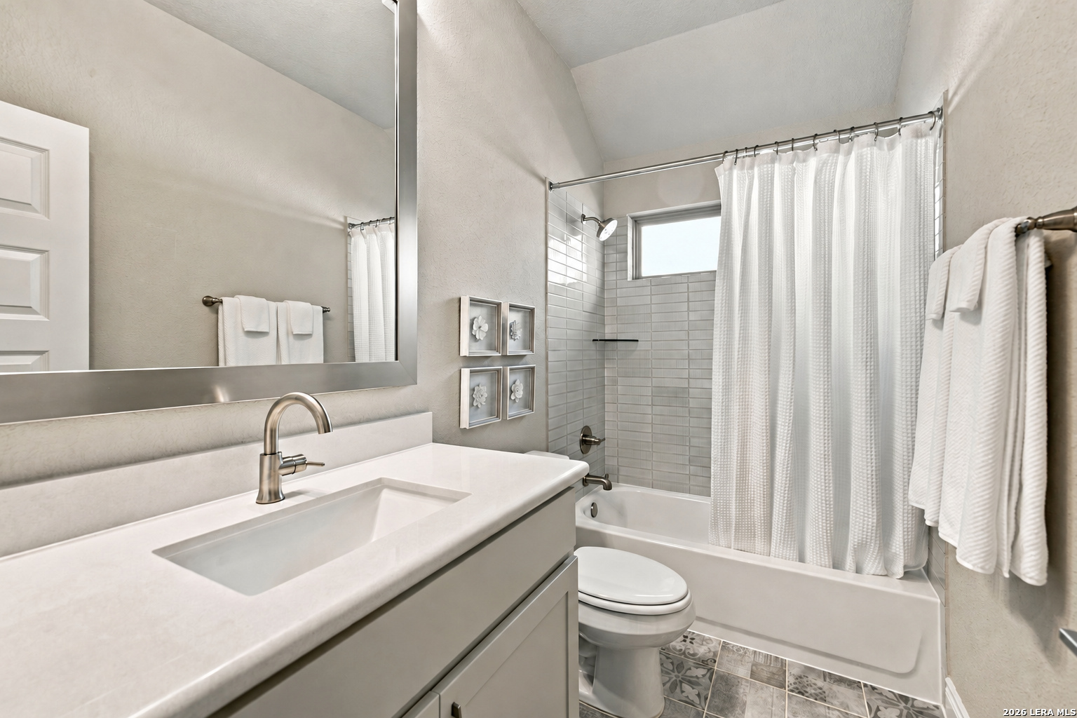 477 Vamanos, Boerne, TX 78006