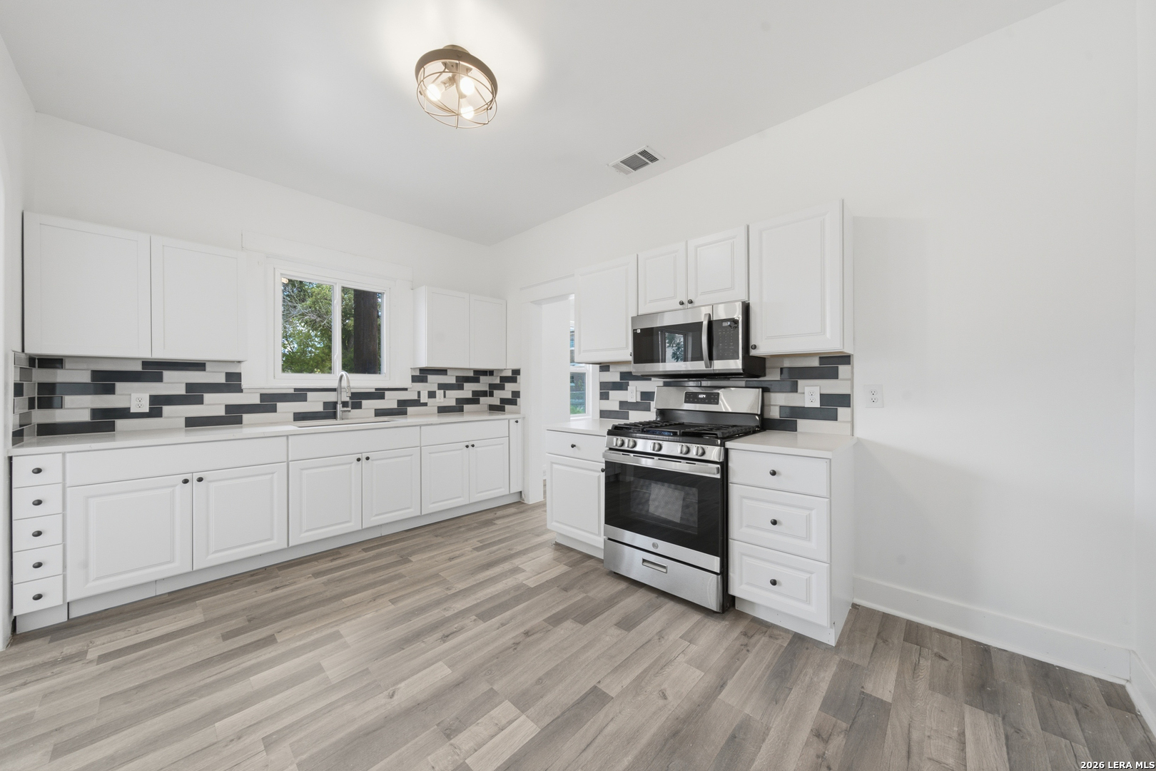 501 HUNSTOCK AVE, San Antonio, TX 78210