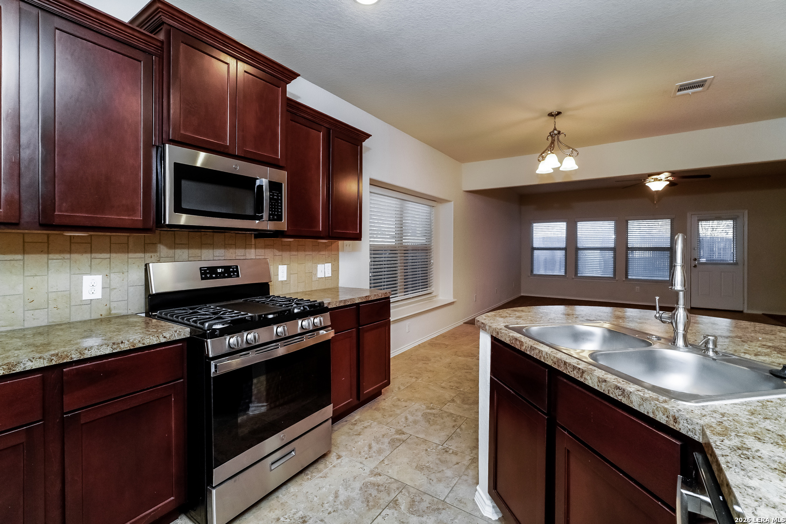 4310 STANLEY PARK, Converse, TX 78109