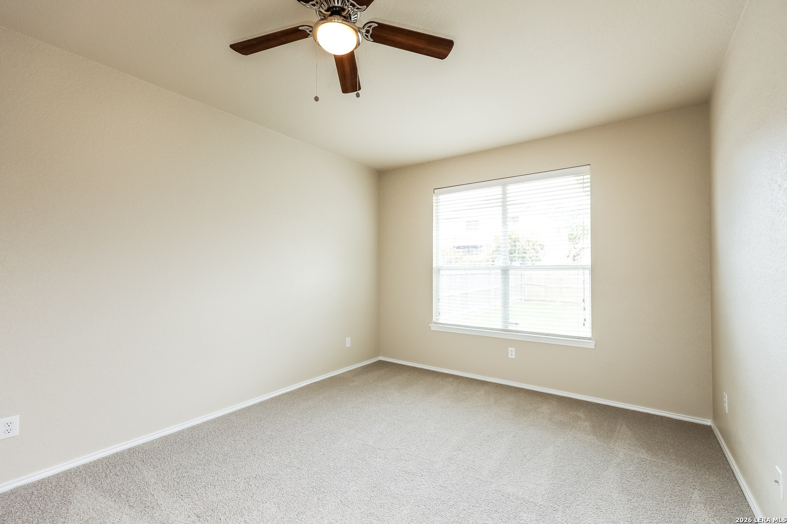 5731 WHITE OAK CV, San Antonio, TX 78253