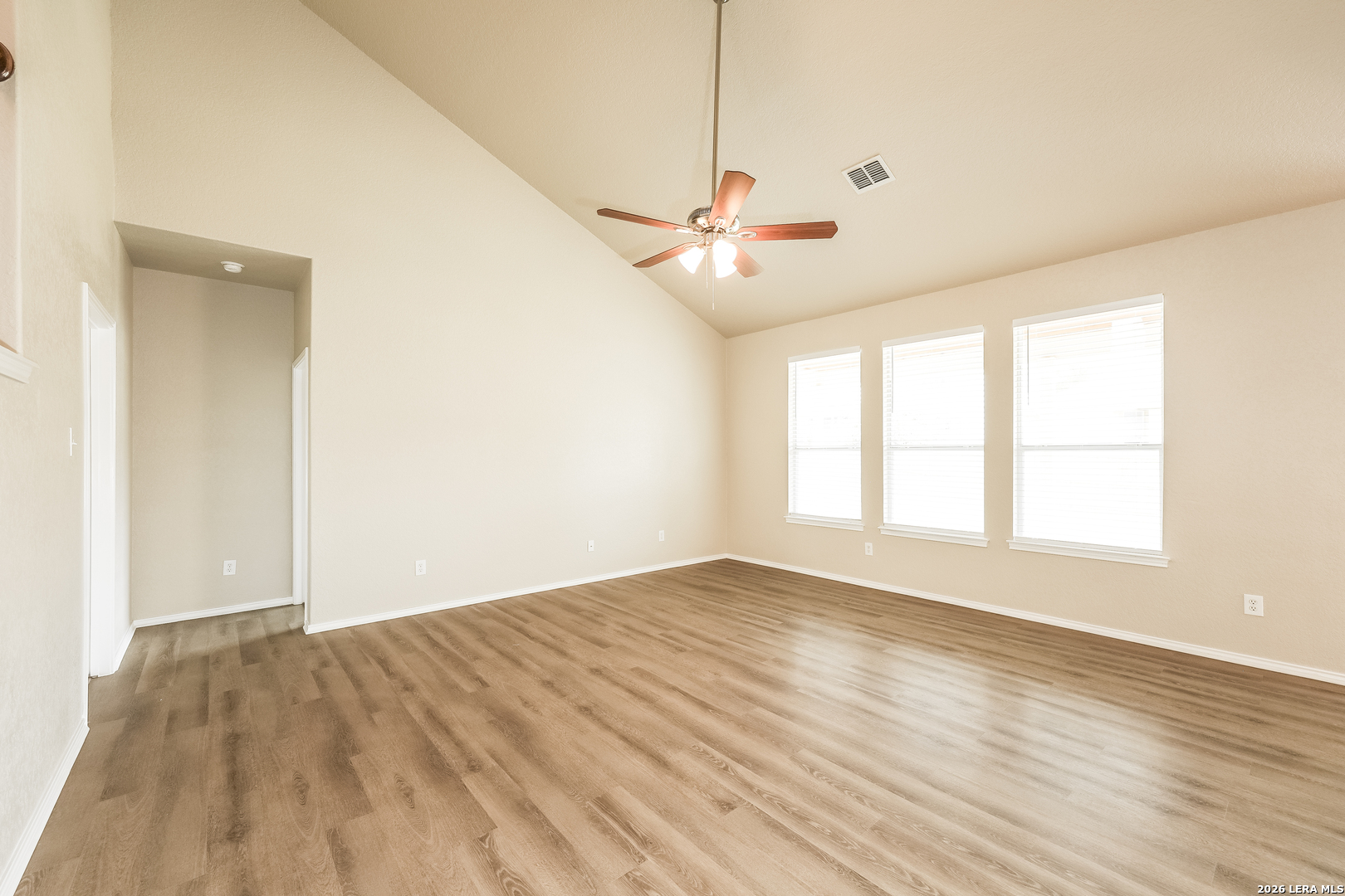 5731 WHITE OAK CV, San Antonio, TX 78253
