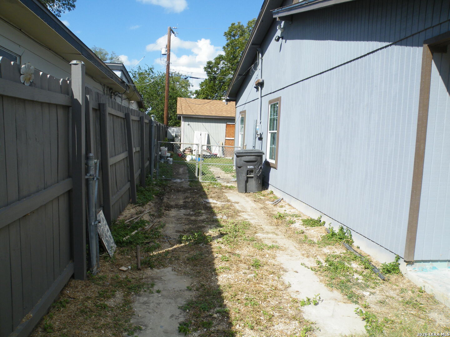 2227 BEECHAVEN DR, San Antonio, TX 78207