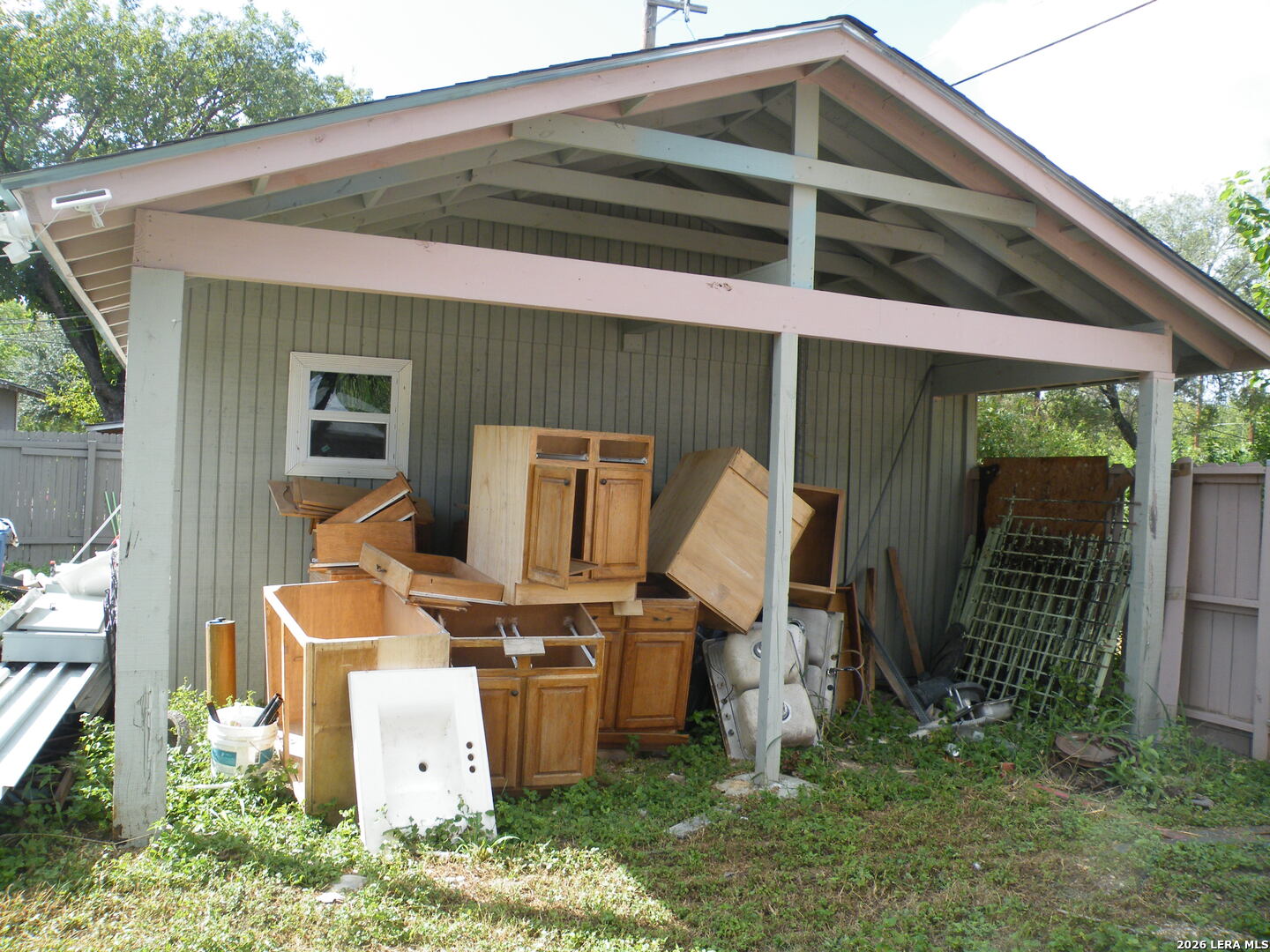 2227 BEECHAVEN DR, San Antonio, TX 78207
