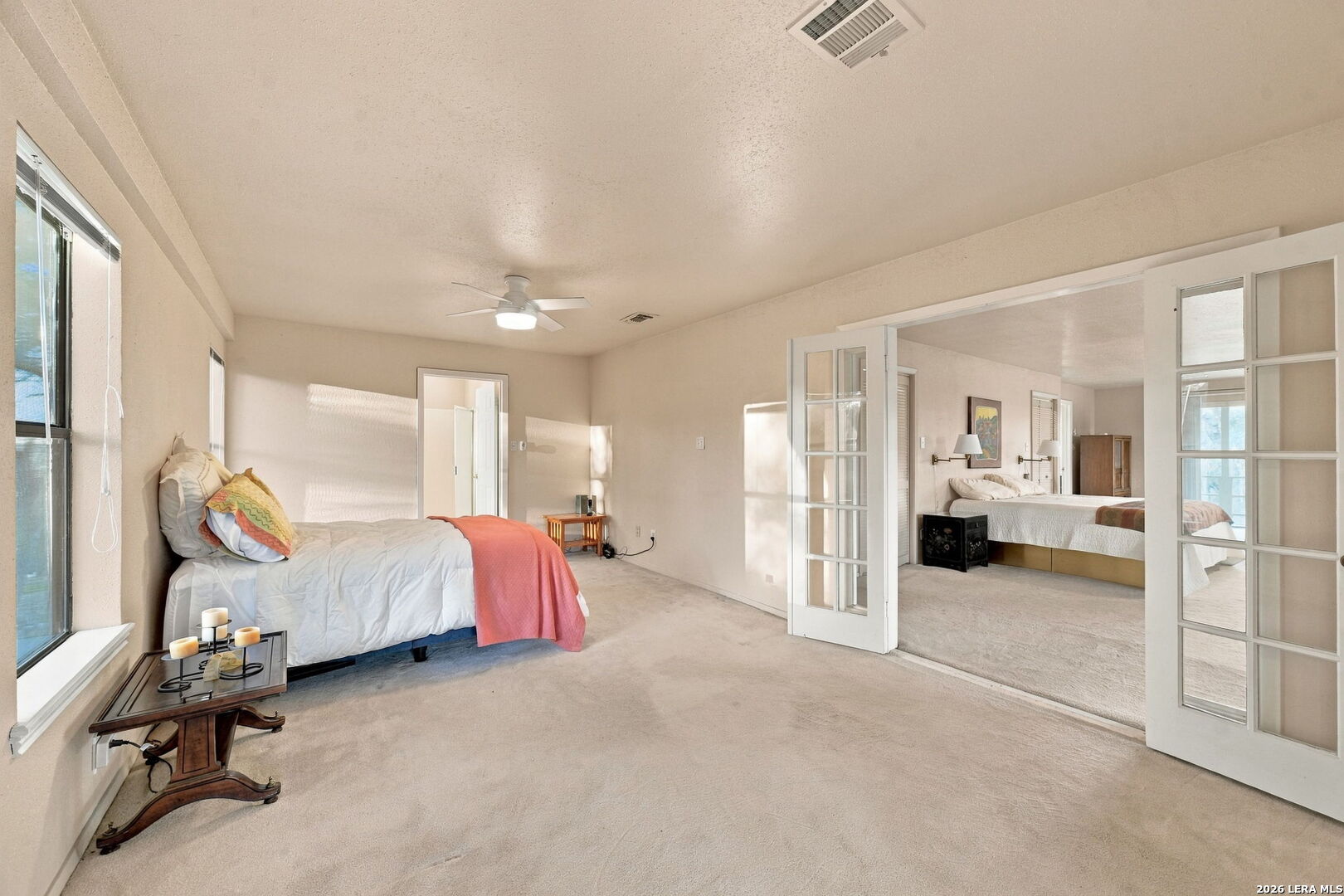 500 KINGS POINT DR, Canyon Lake, TX 78133