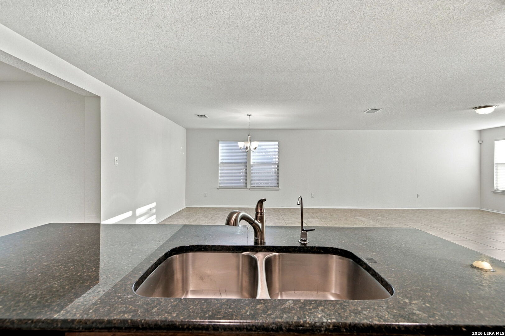 7563 Copper Kettle, Converse, TX 78109